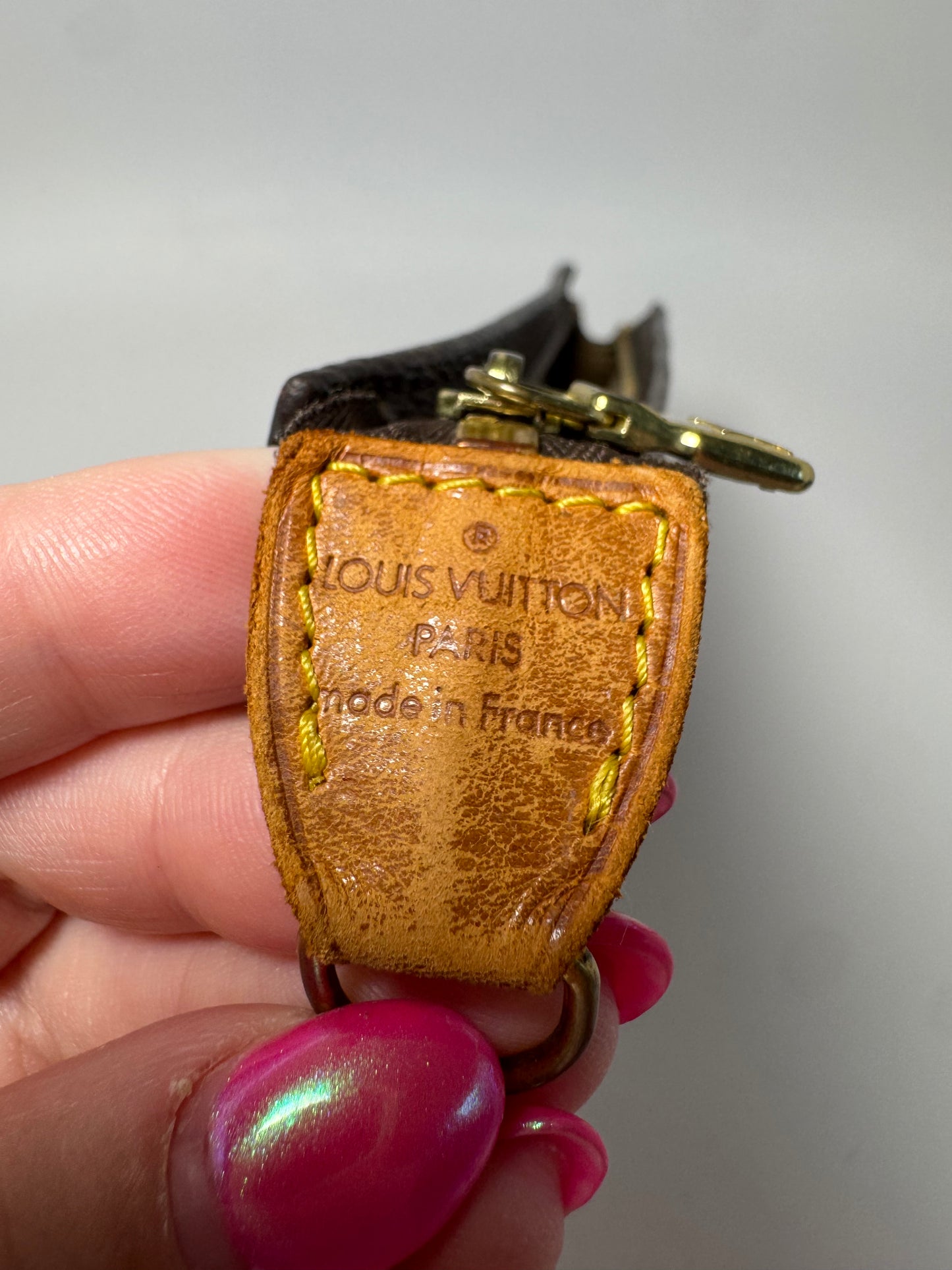 Louis Vuitton Bucket GM Toiletry Bag Monogram w/Certificate of Authenticity