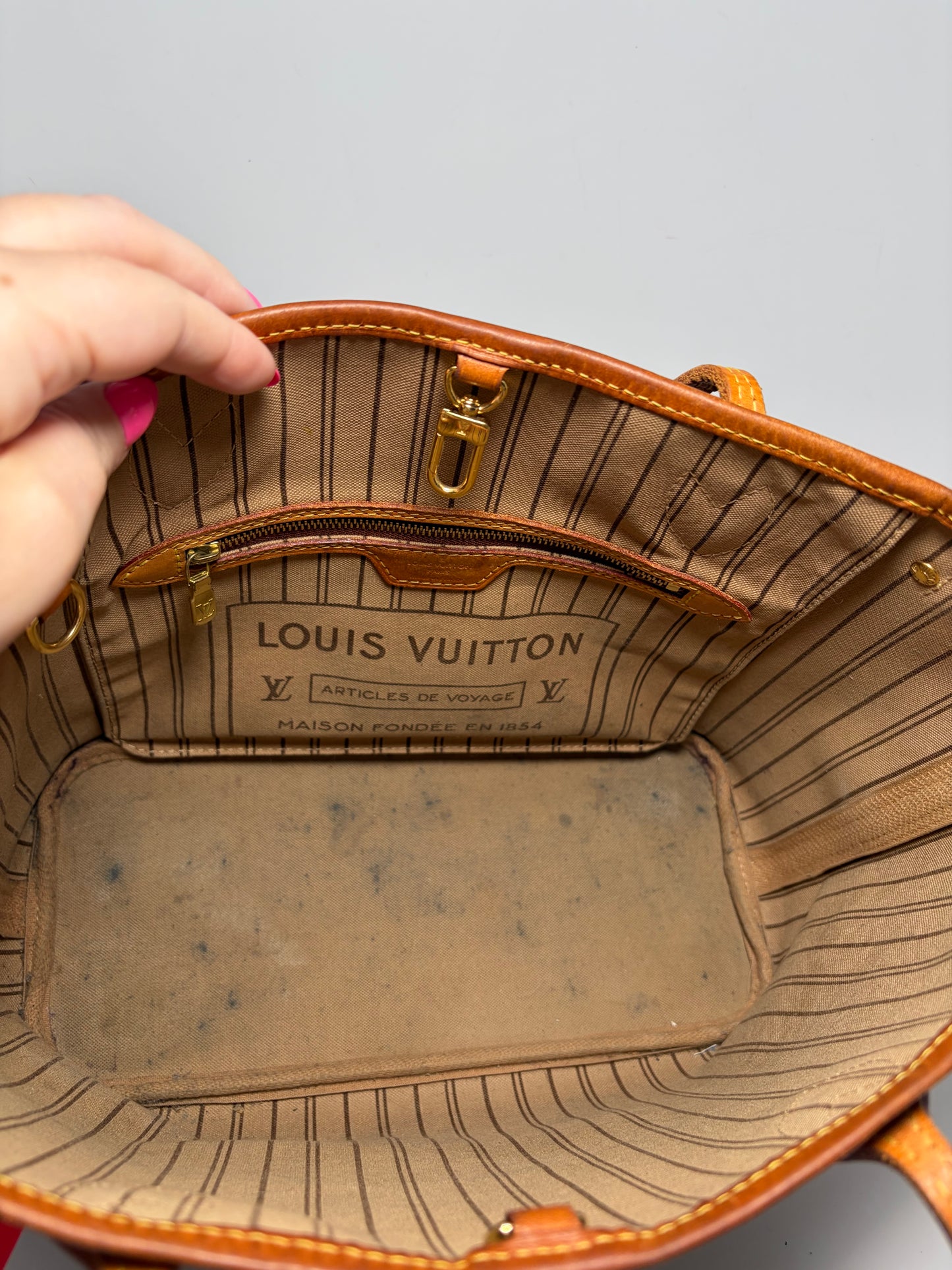 Louis Vuitton Neverfull PM Monogram Tote