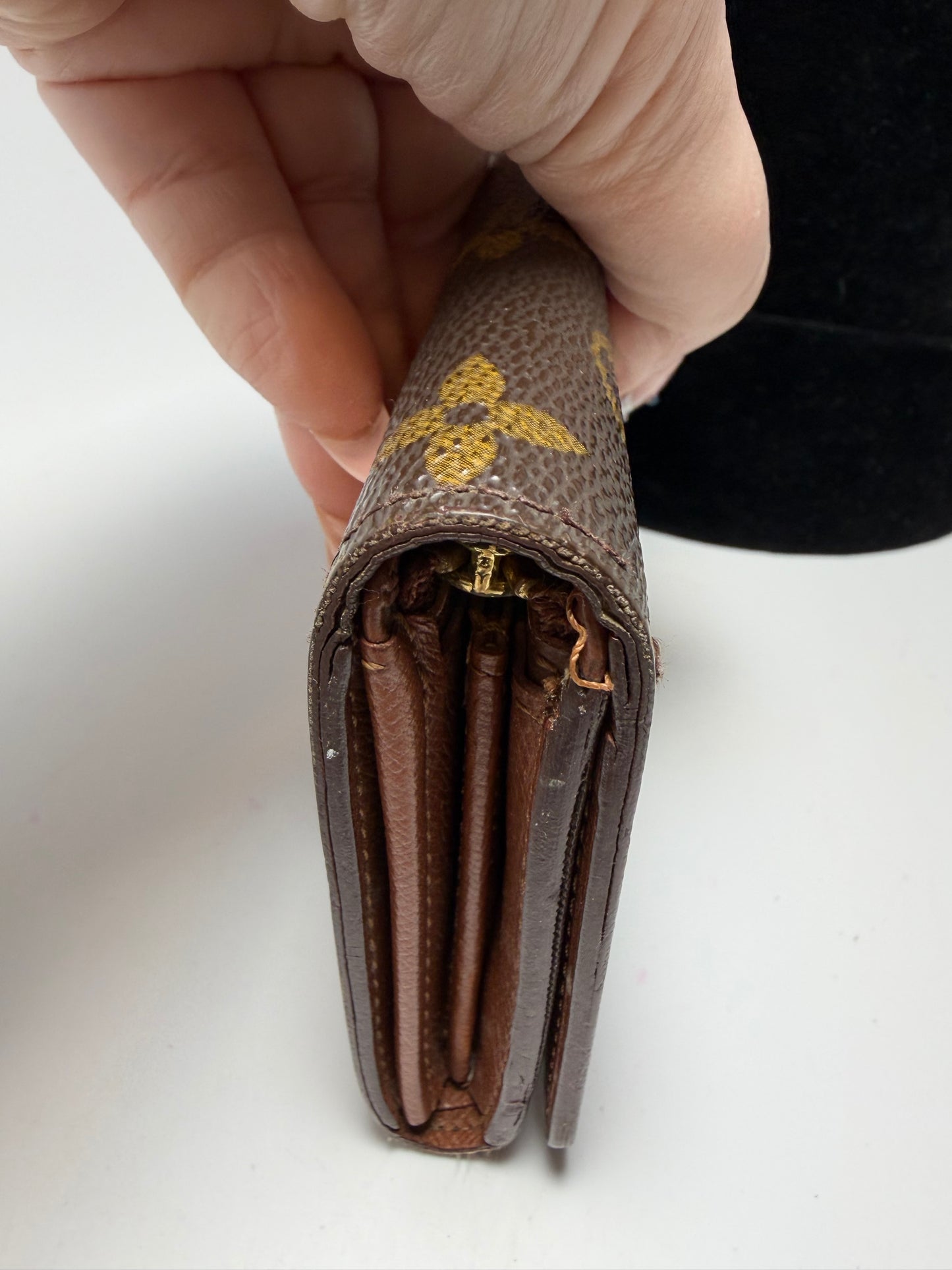 Louis Vuitton Porte Monnaie Billets Monogram Wallet