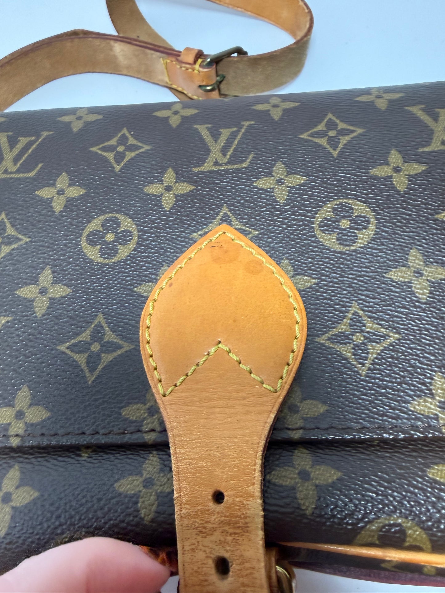 Louis Vuitton Cartouchière MM Monogram Crossbody/Shoulder Bag