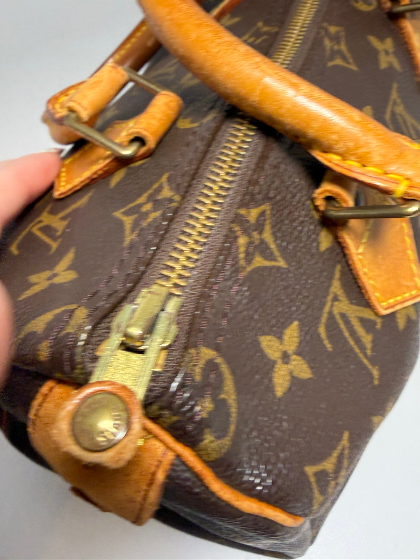 Louis Vuitton Speedy 25 Monogram June 1994 - Vintage