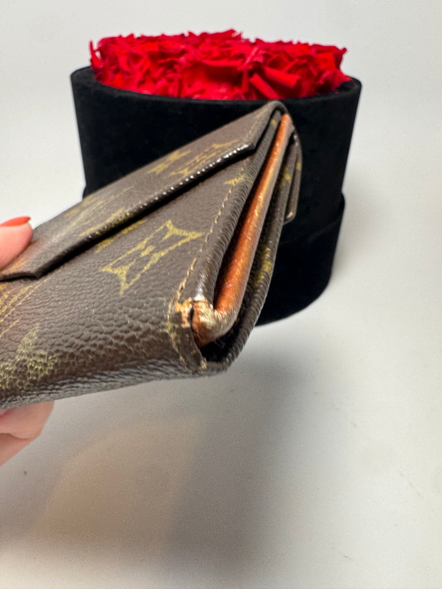 Louis Vuitton Monogram Elise Compact Wallet- Pre Date Code