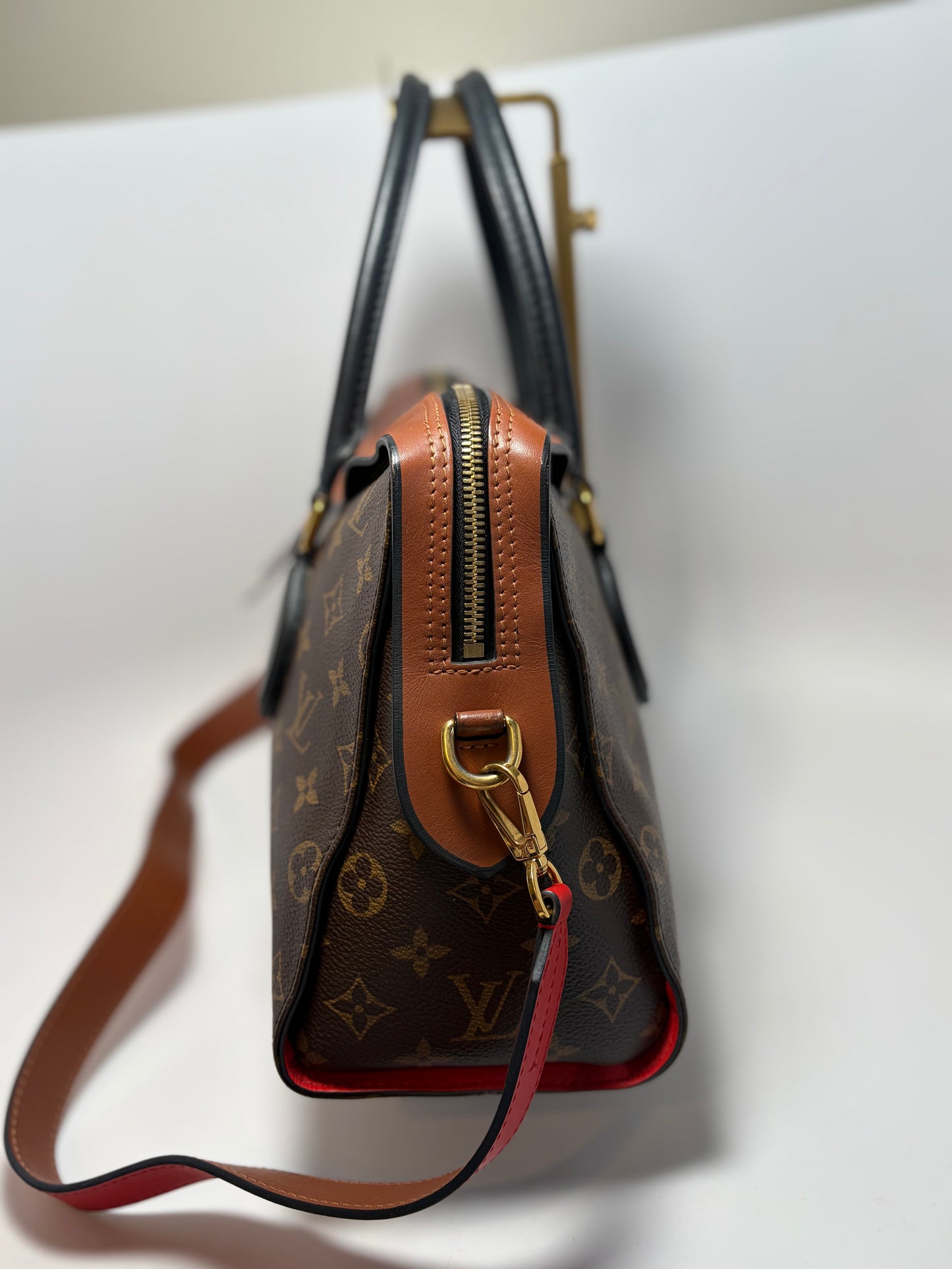 Louis Vuitton Tuileries Monogram Handbag/Shoulder Bag Monogram
