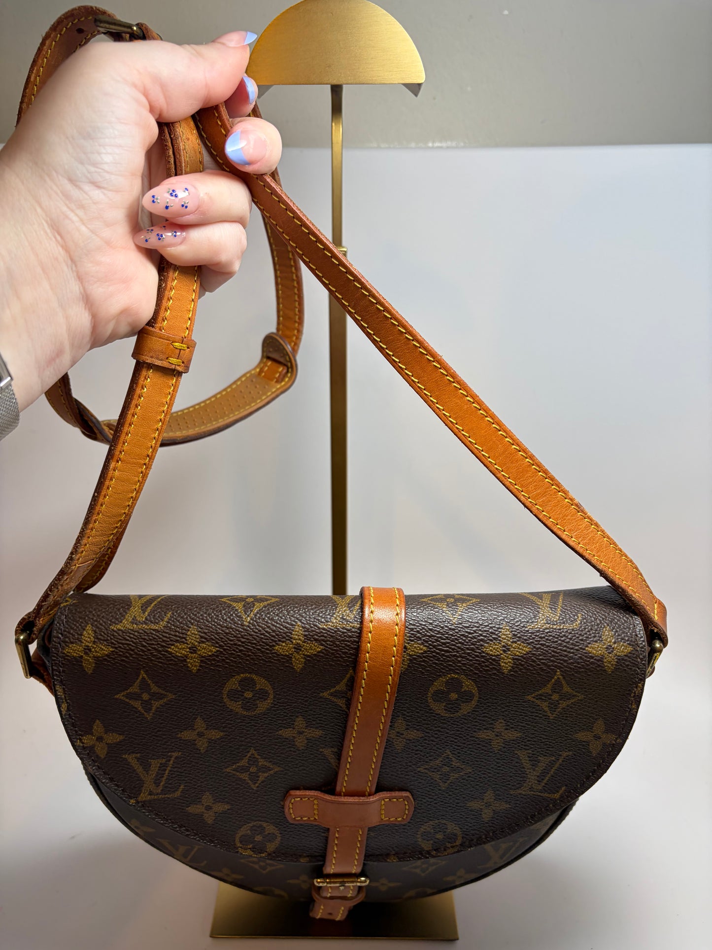 Louis Vuitton Chantilly MM Monogram crossbody