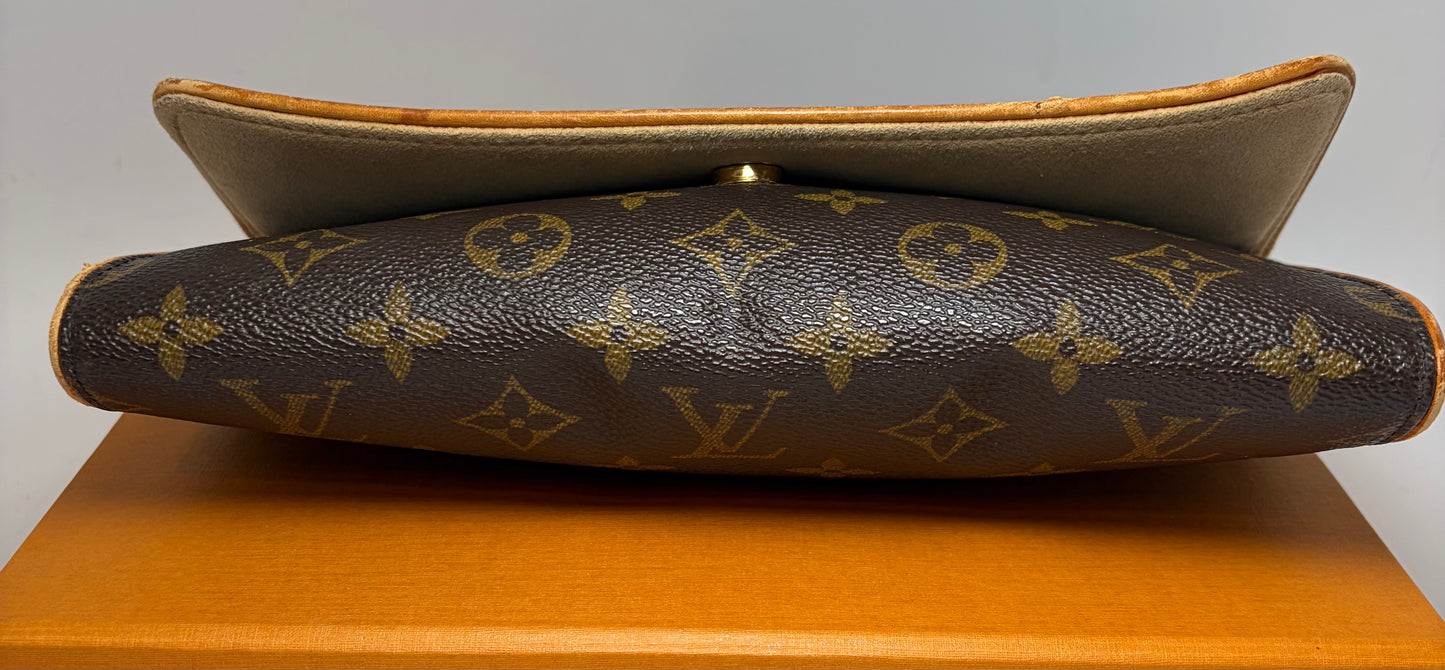 Louis Vuitton Monogram Pochette Twin GM Clutch FAIR condition