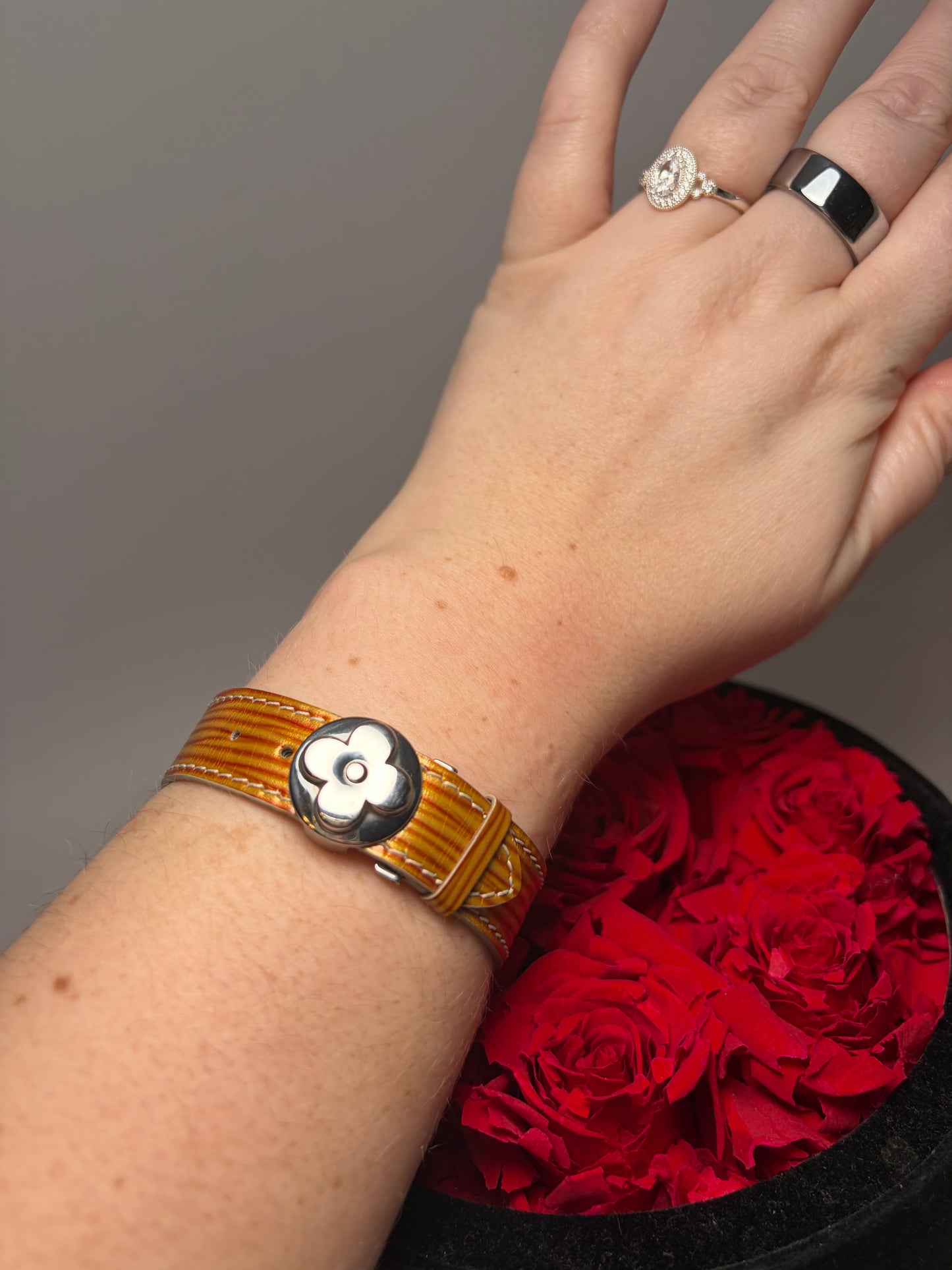 Louis Vuitton Good Luck Bracelet Burnt Brown & Gold Epi Leather with Silver Hardware comes w/dust bag