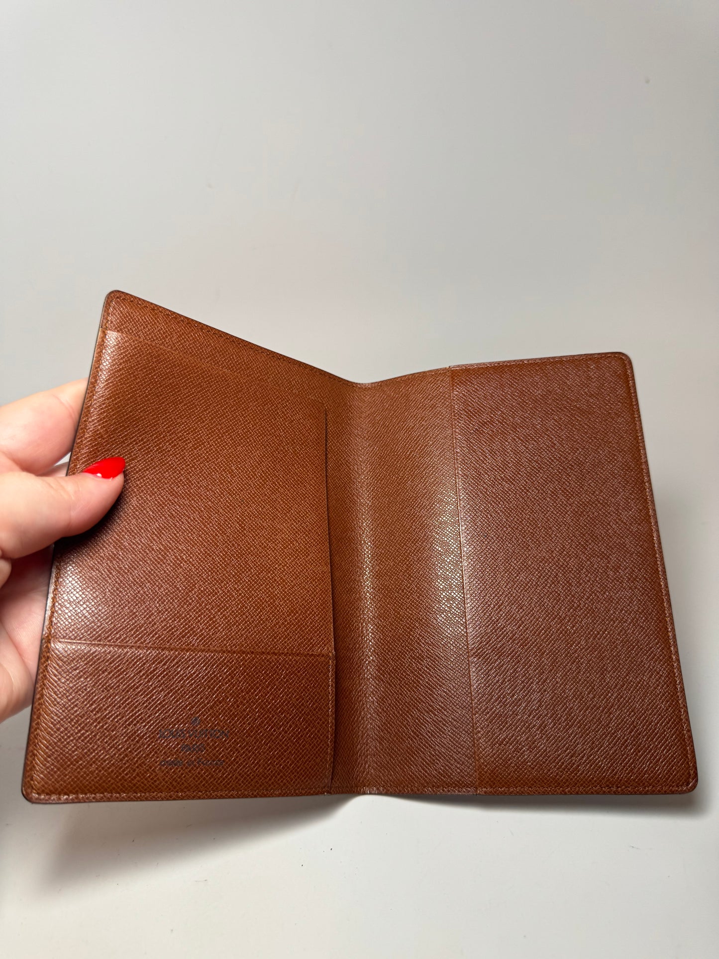 Louis Vuitton Monogram Pocket Agenda Cover/Passport Cover