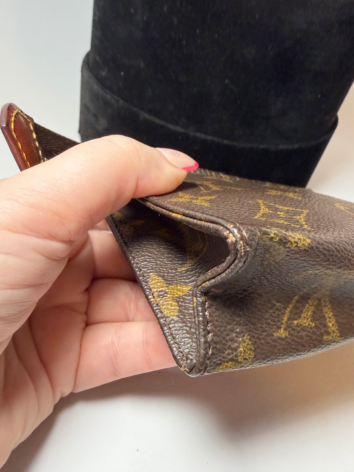 Louis Vuitton Toiletry 15 Monogram Pouch