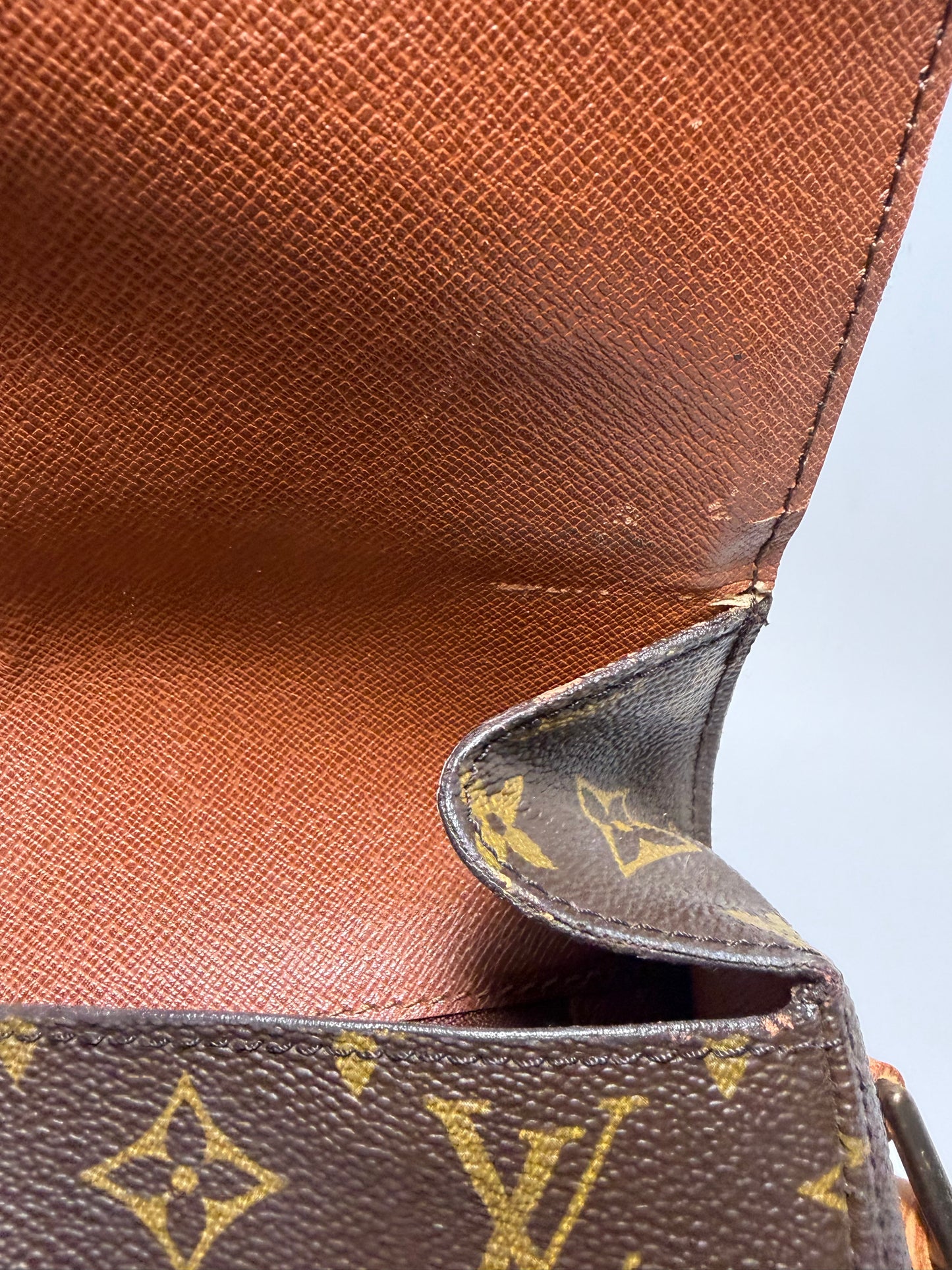Louis Vuitton Saint Cloud GM Monogram Crossbody