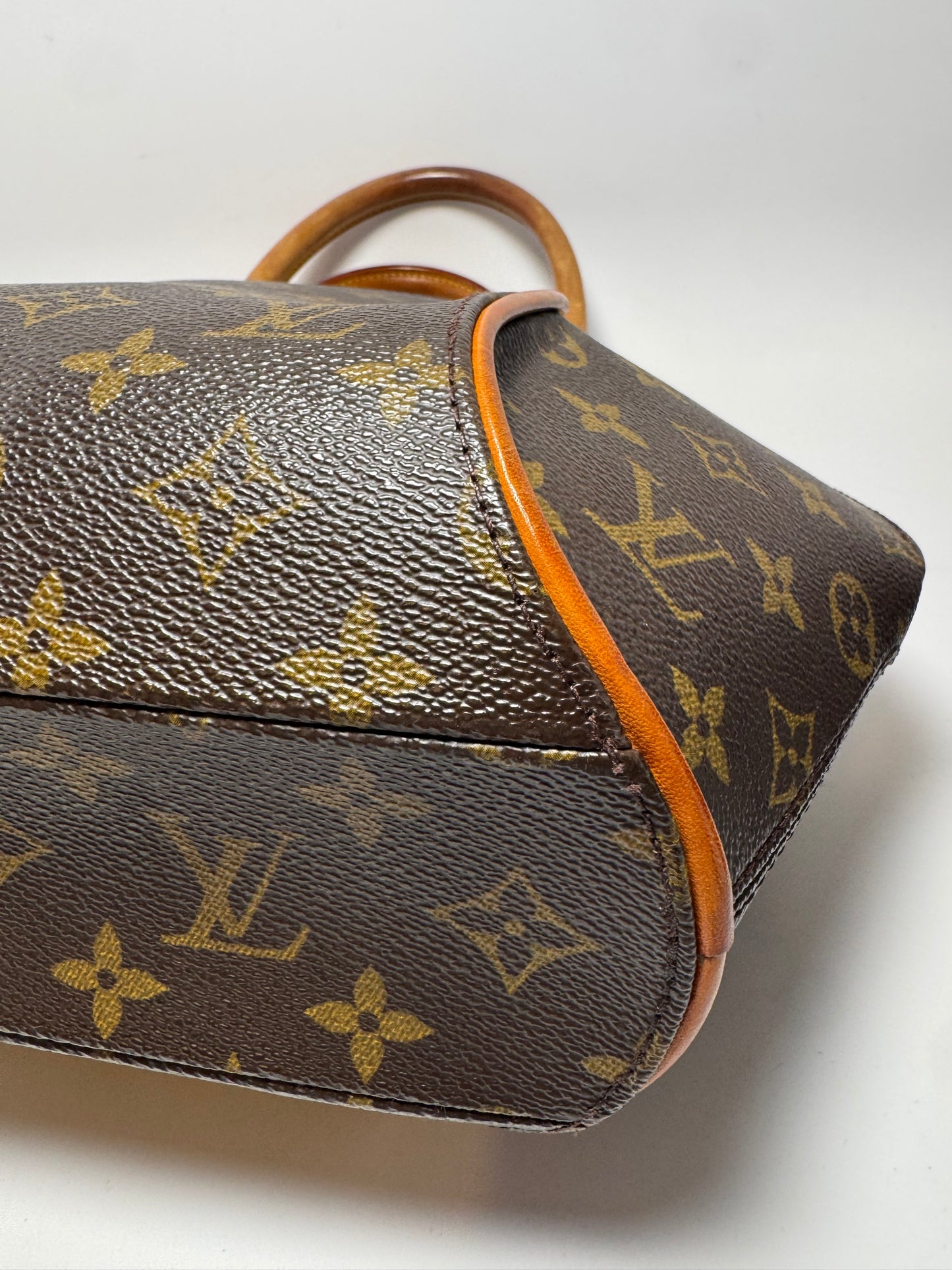 Louis Vuitton Ellipse PM Monogram Bag