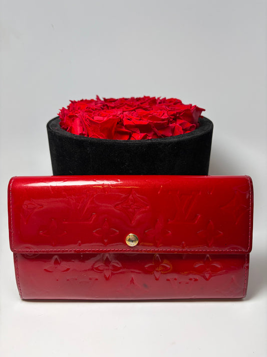 Louis Vuitton Sarah Red Vernis Monogram Wallet