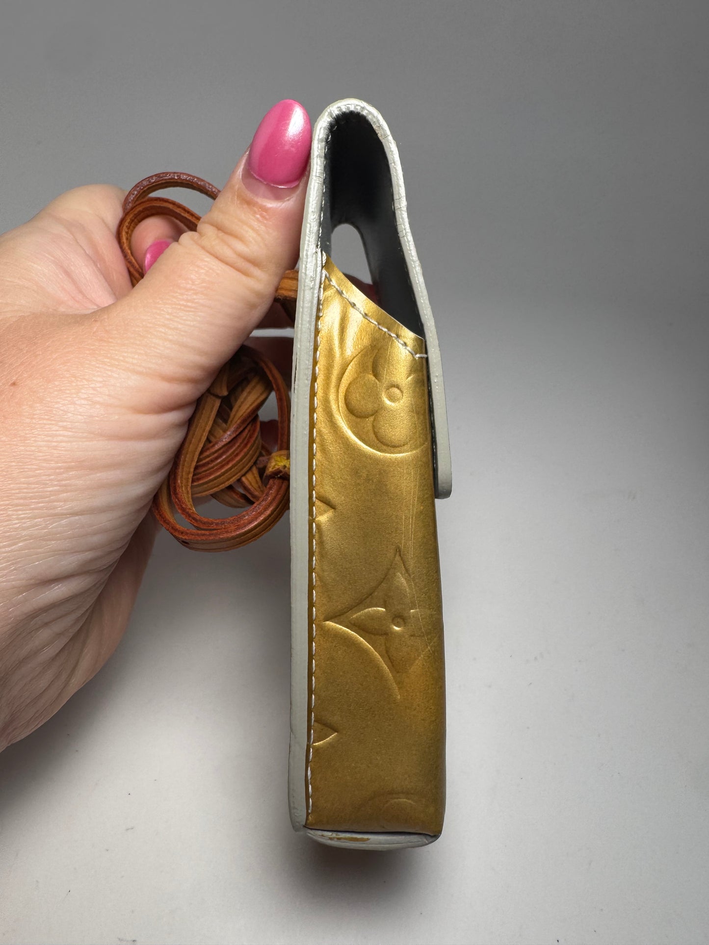 Louis Vuitton Gold Monogram Vernis Phone/Cigarette Case/Cosmetic Pouch w/original strap