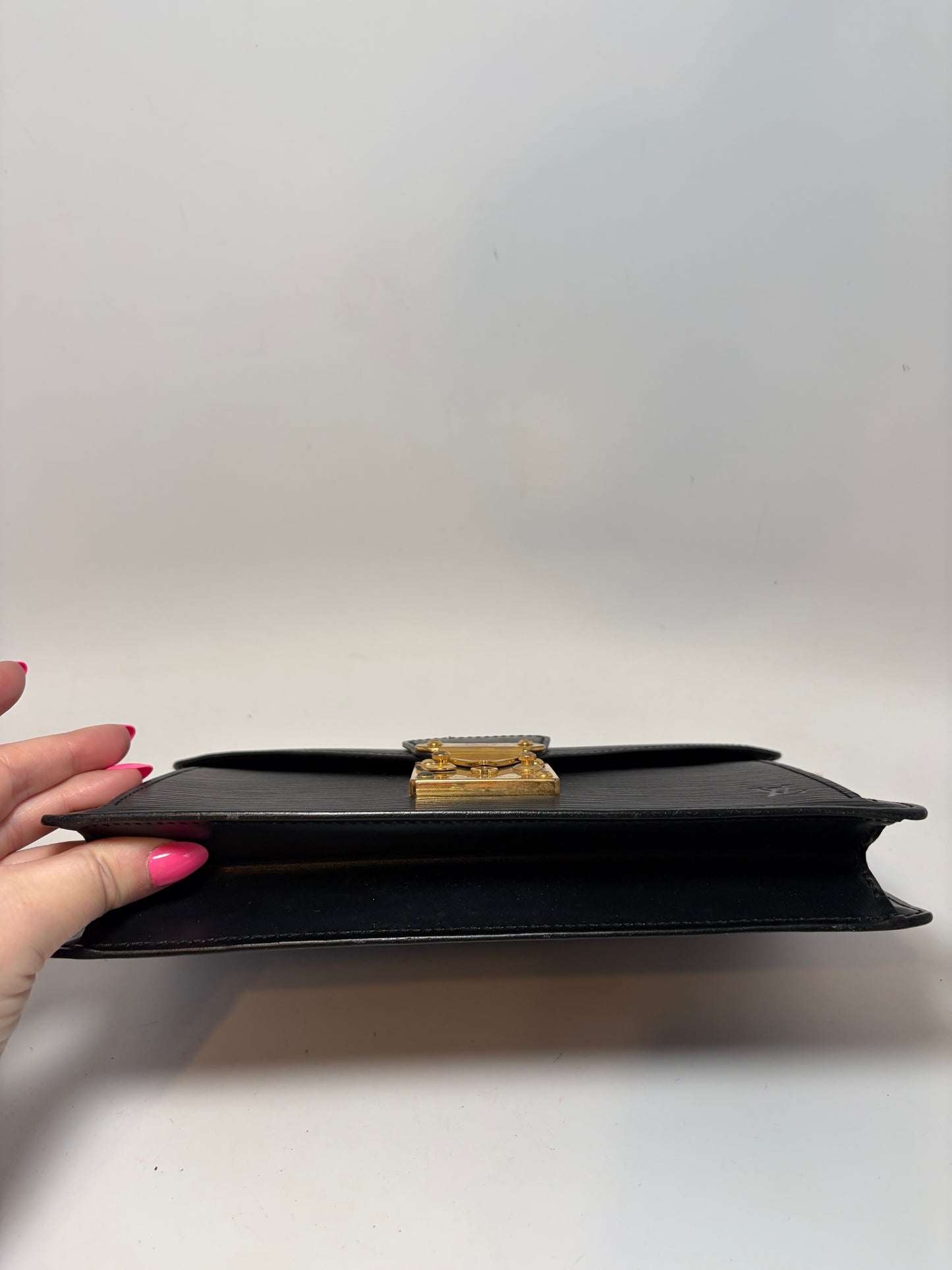 Louis Vuitton Pochette Sellier Draggone Clutch/Wristlet Black Epi Leather