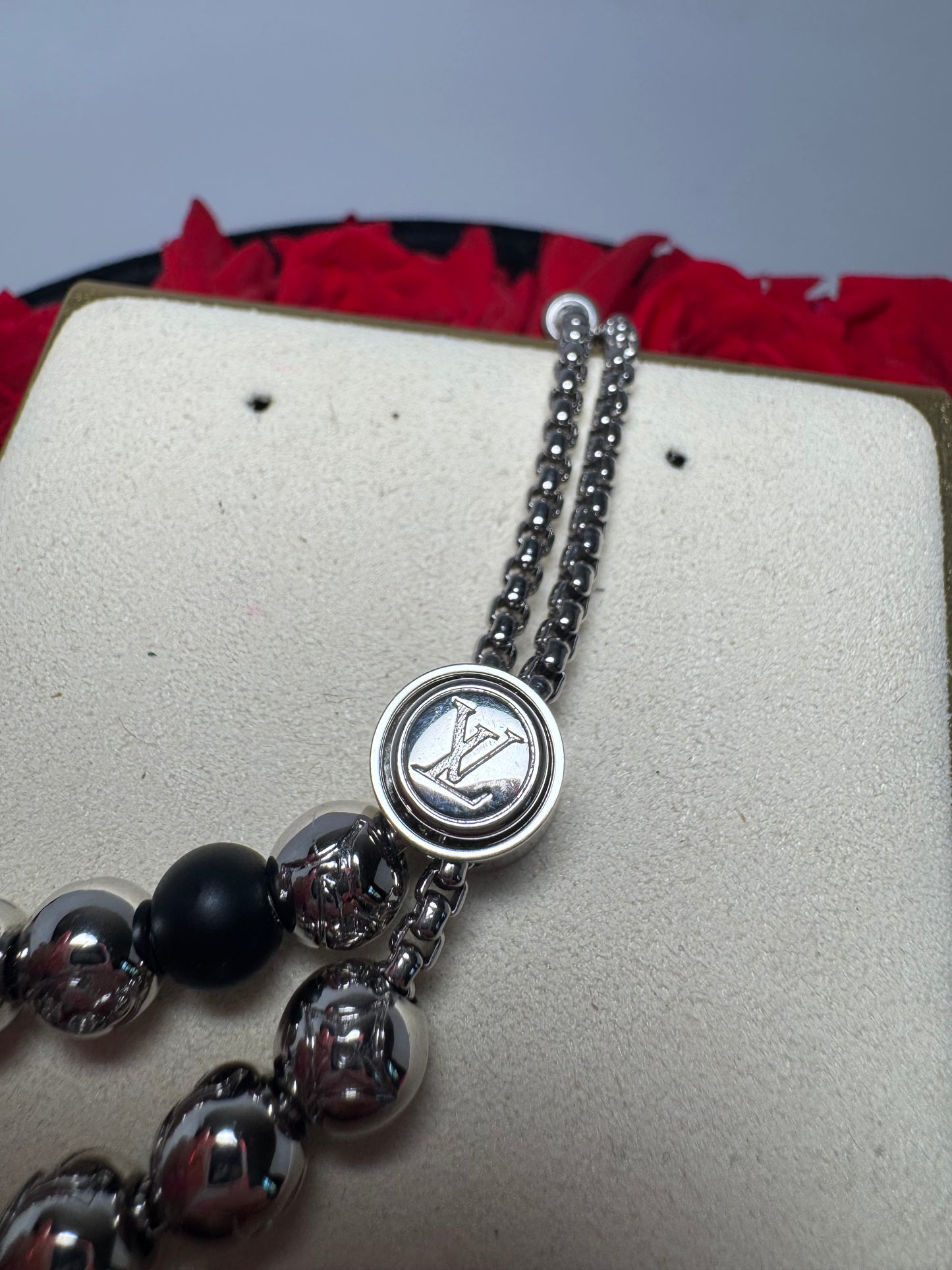 Louis Vuitton Monogram Beads Bracelet Onyx & Silver Unisex