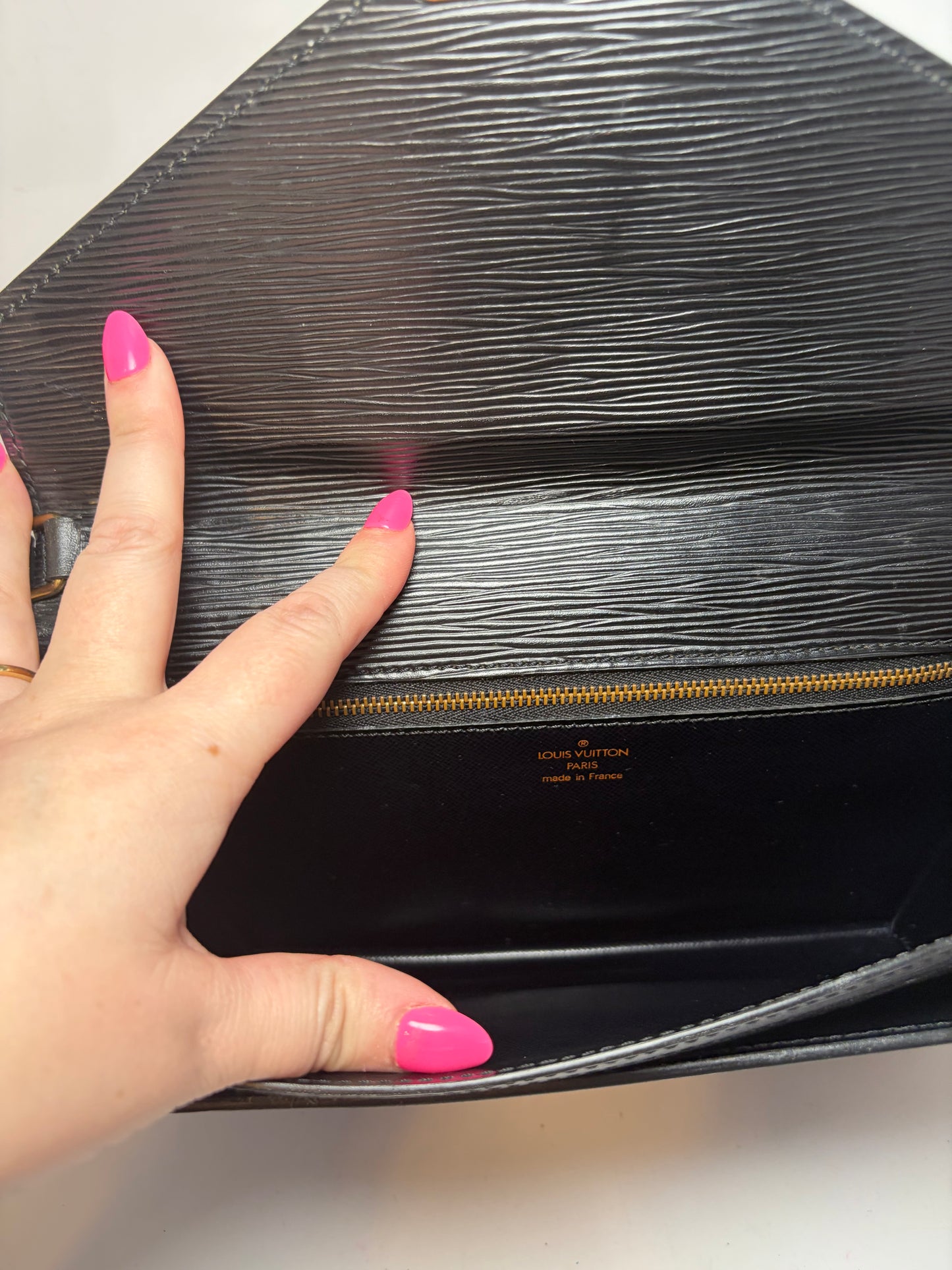 Louis Vuitton Pochette Sellier Draggone Clutch/Wristlet Black Epi Leather