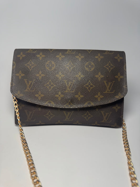 Louis Vuitton Pochette Rabat Monogram (Rare!)