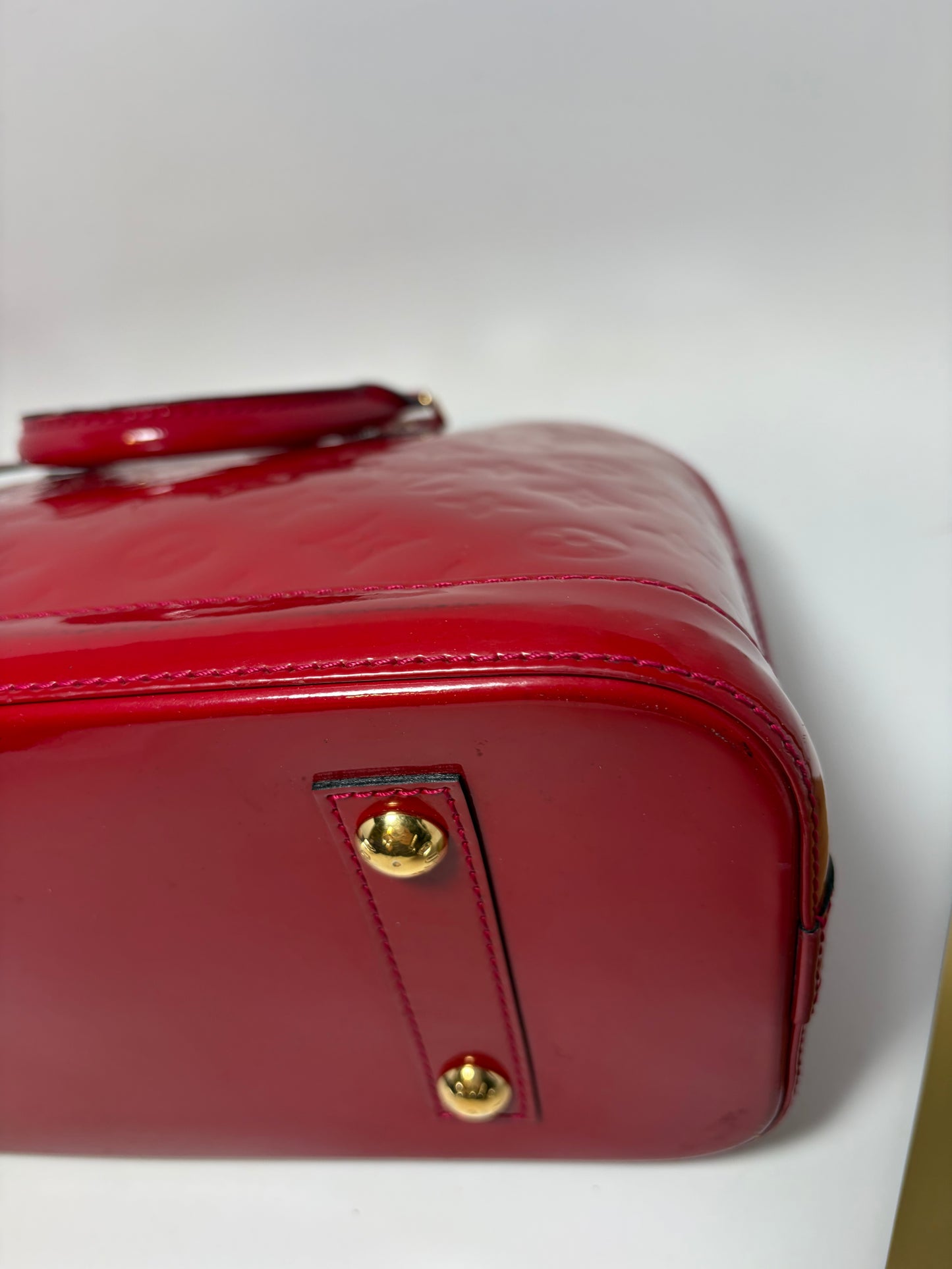 Louis Vuitton Alma PM Vernis Rose 🌹 Red