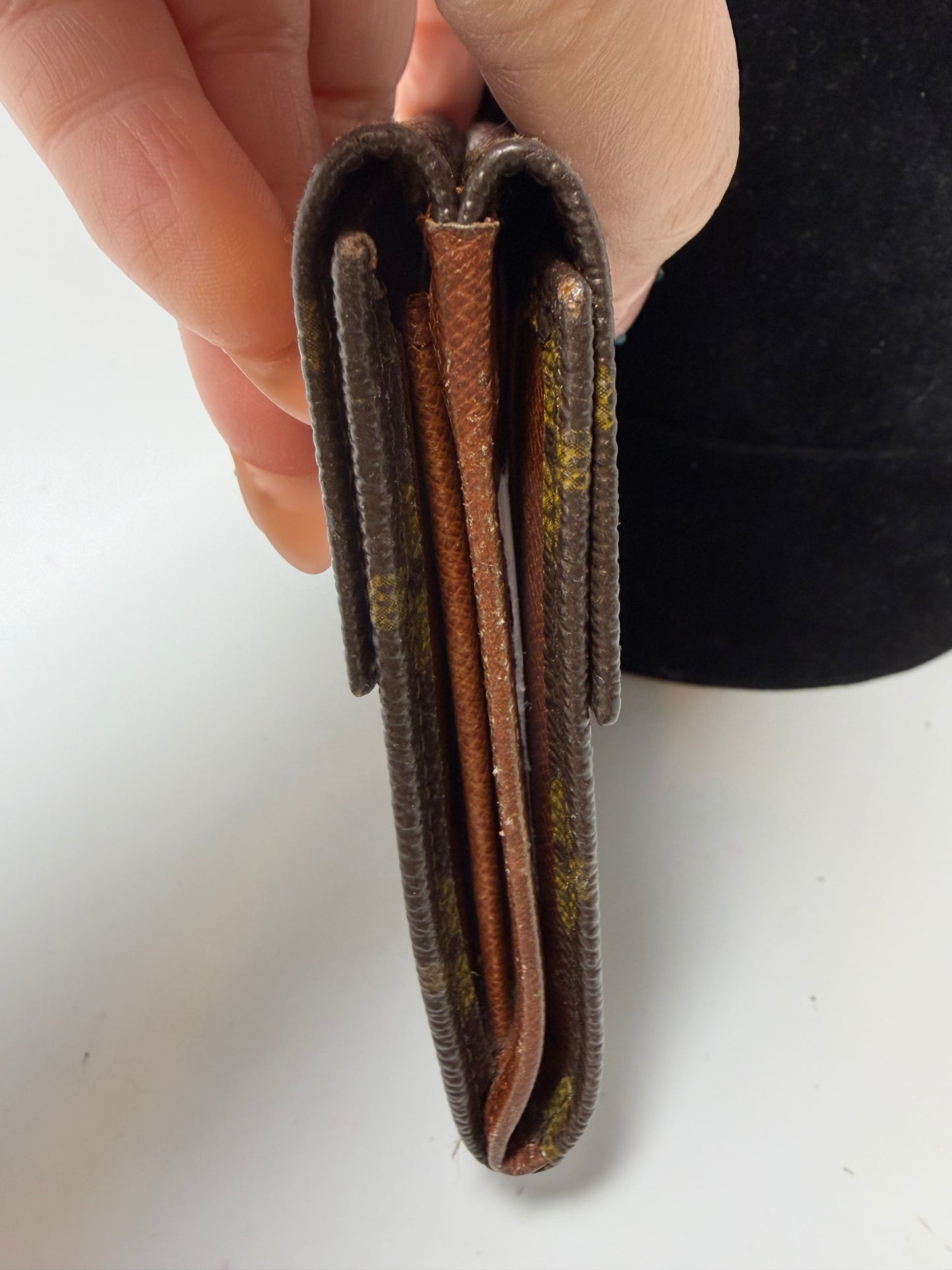 Louis Vuitton Elise Monogram Wallet