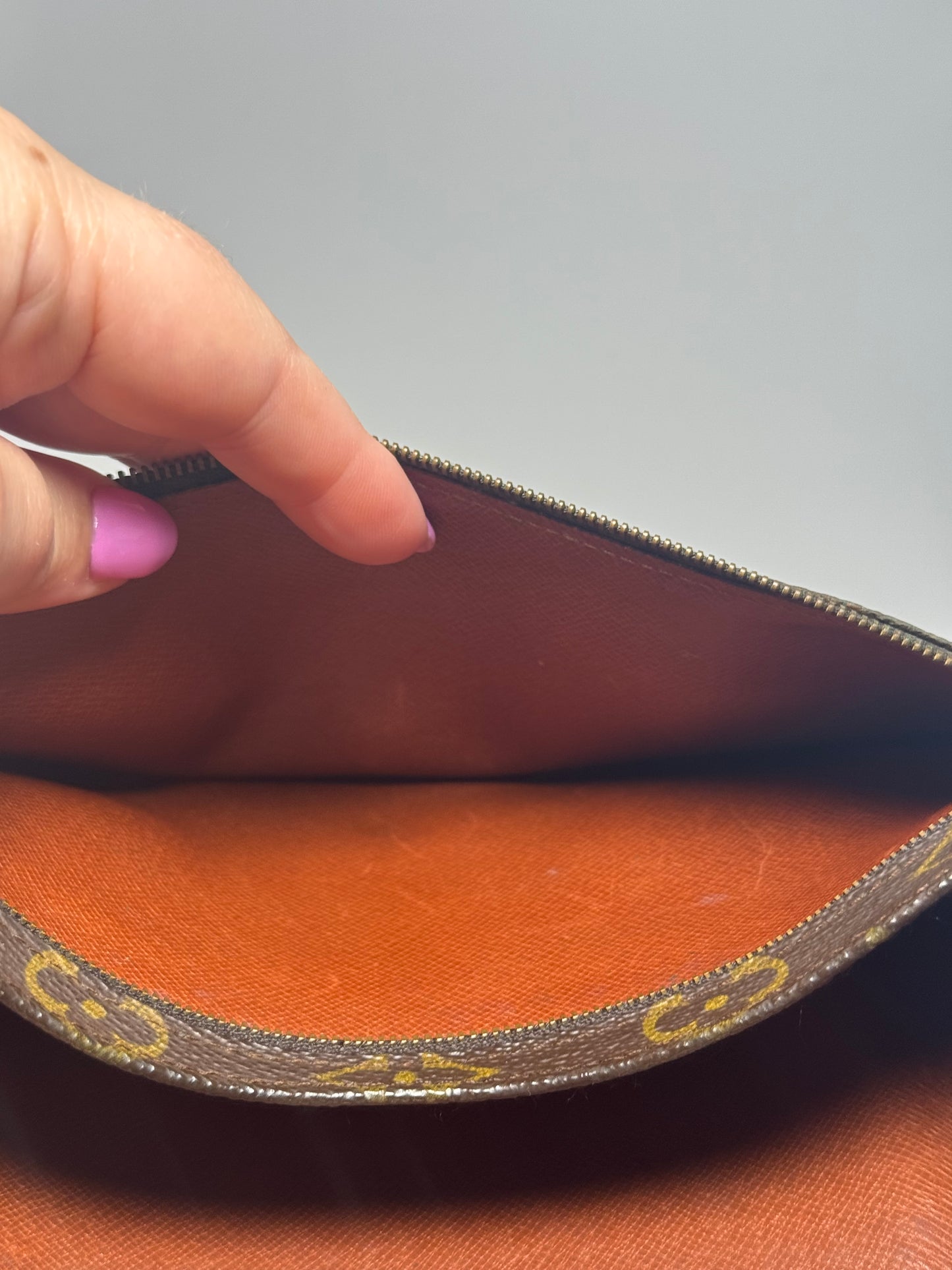 Louis Vuitton Pochette Rabat Monogram (Rare!)
