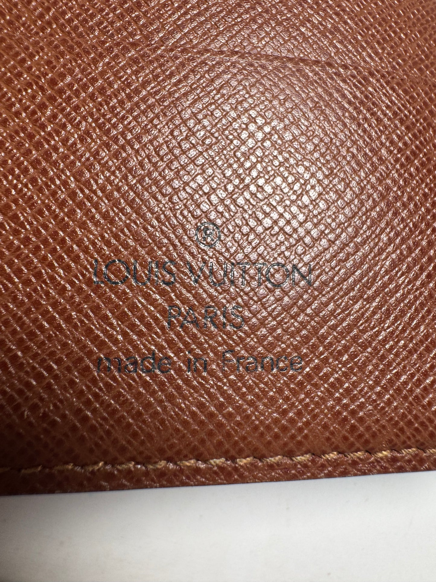 Louis Vuitton Porte Papier Wallet/Passport Holder in Monogram Made in France in December 2000