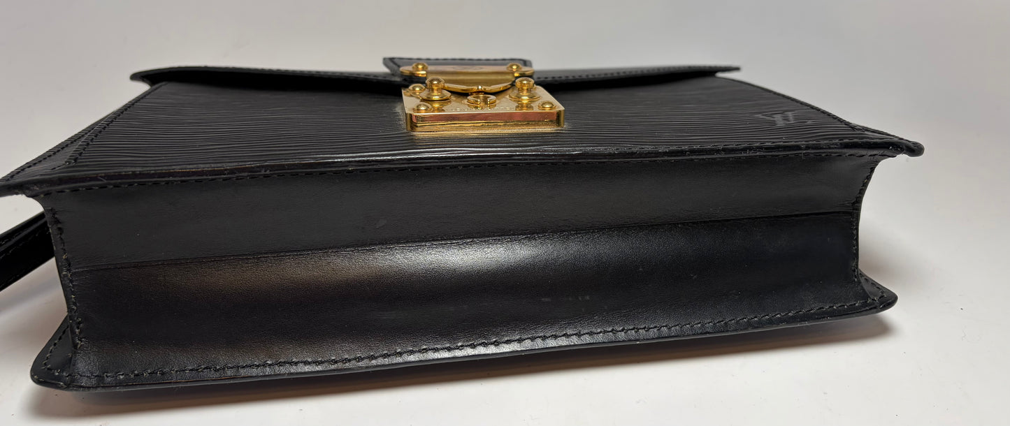 Louis Vuitton Pochette Sellier Draggone Clutch/Wristlet Black Epi Leather