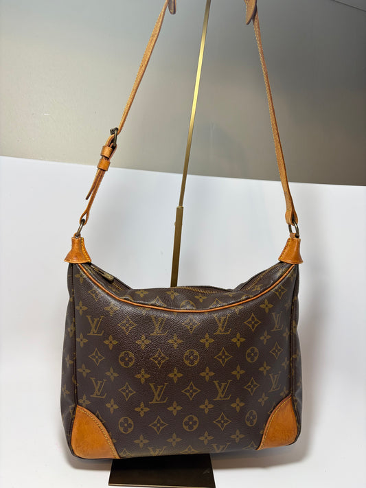 Louis Vuitton Boulogne 30 Monogram Shoulder Bag - Pre Date Code