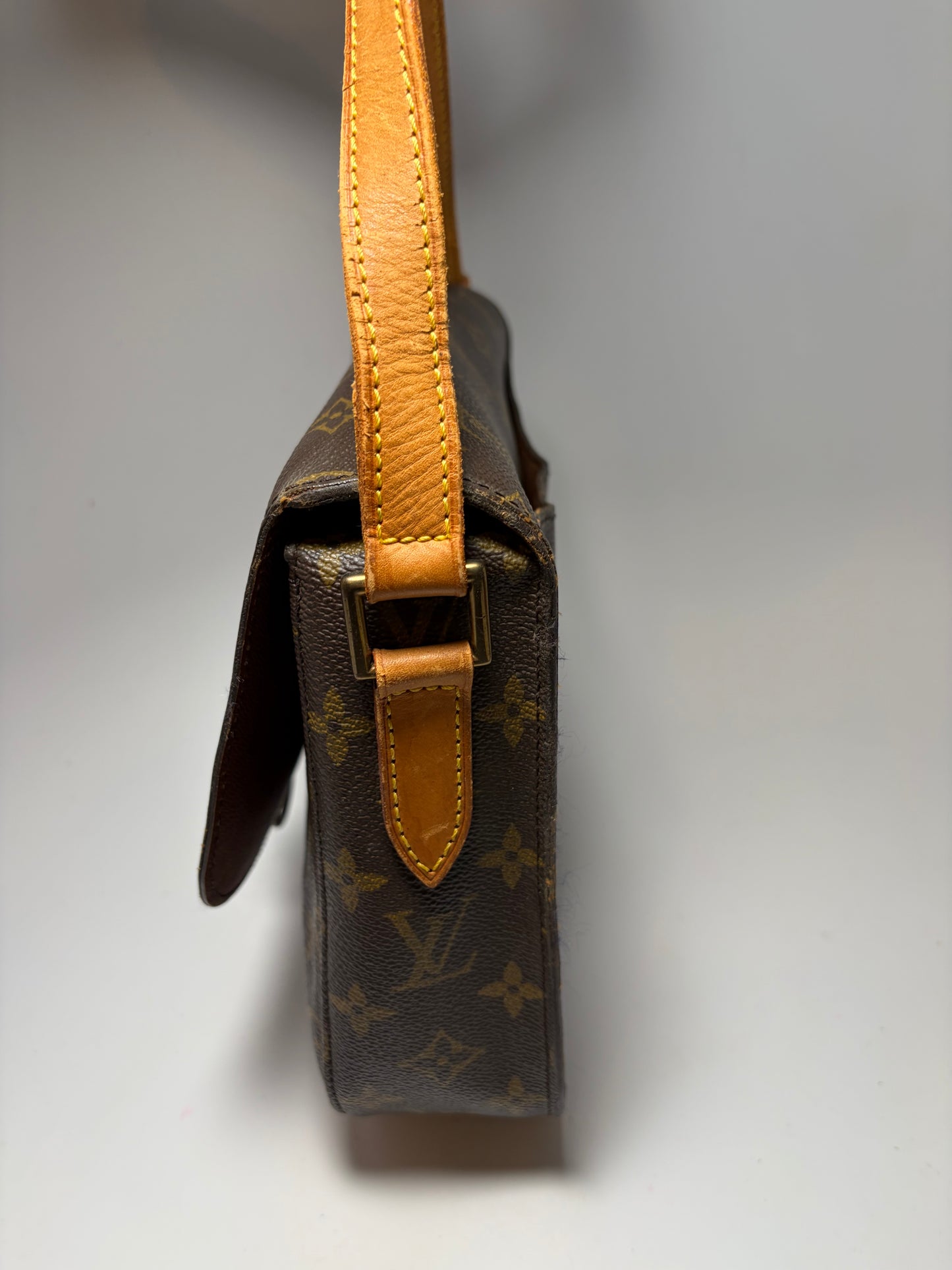 Louis Vuitton Saint Cloud GM Monogram Crossbody