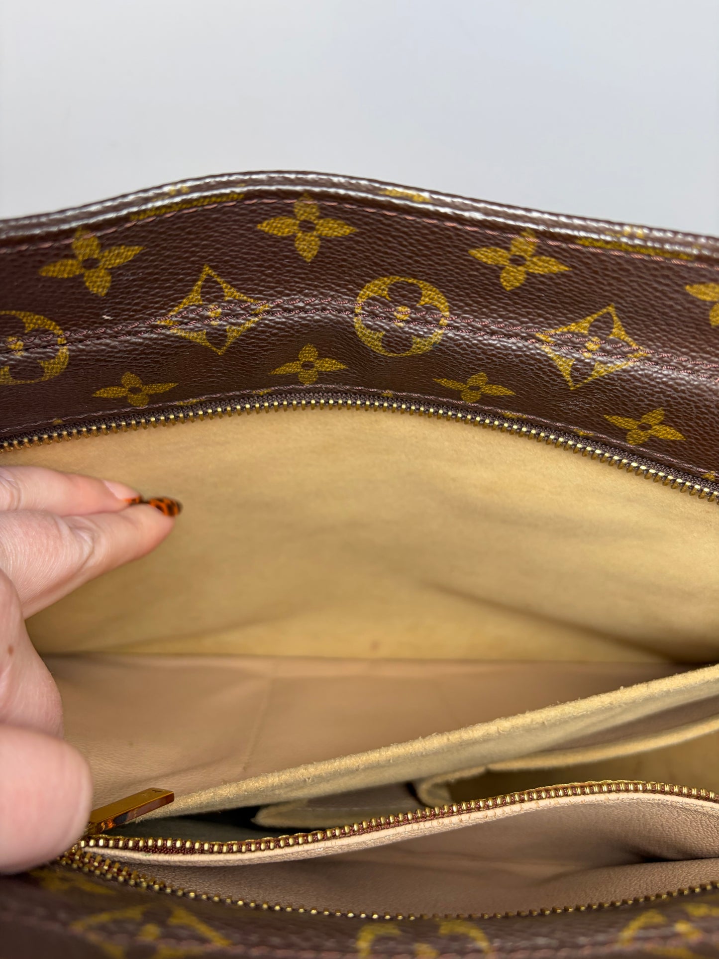 Louis Vuitton Monogram Luco Tote Bag/Shoulder Bag