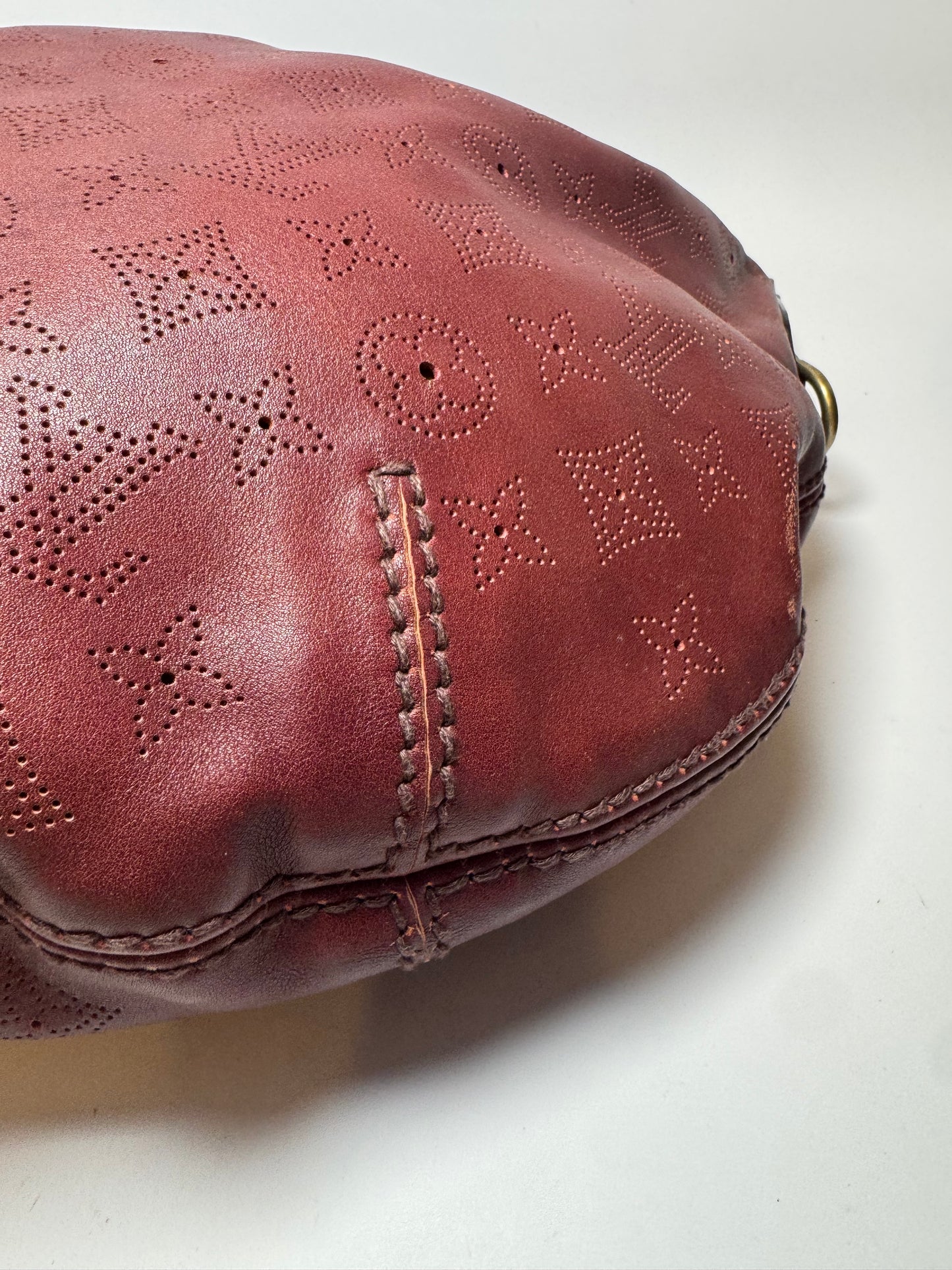 Louis Vuitton Onatah GM Leather Aubergine Limited Edition Shoulder Bag