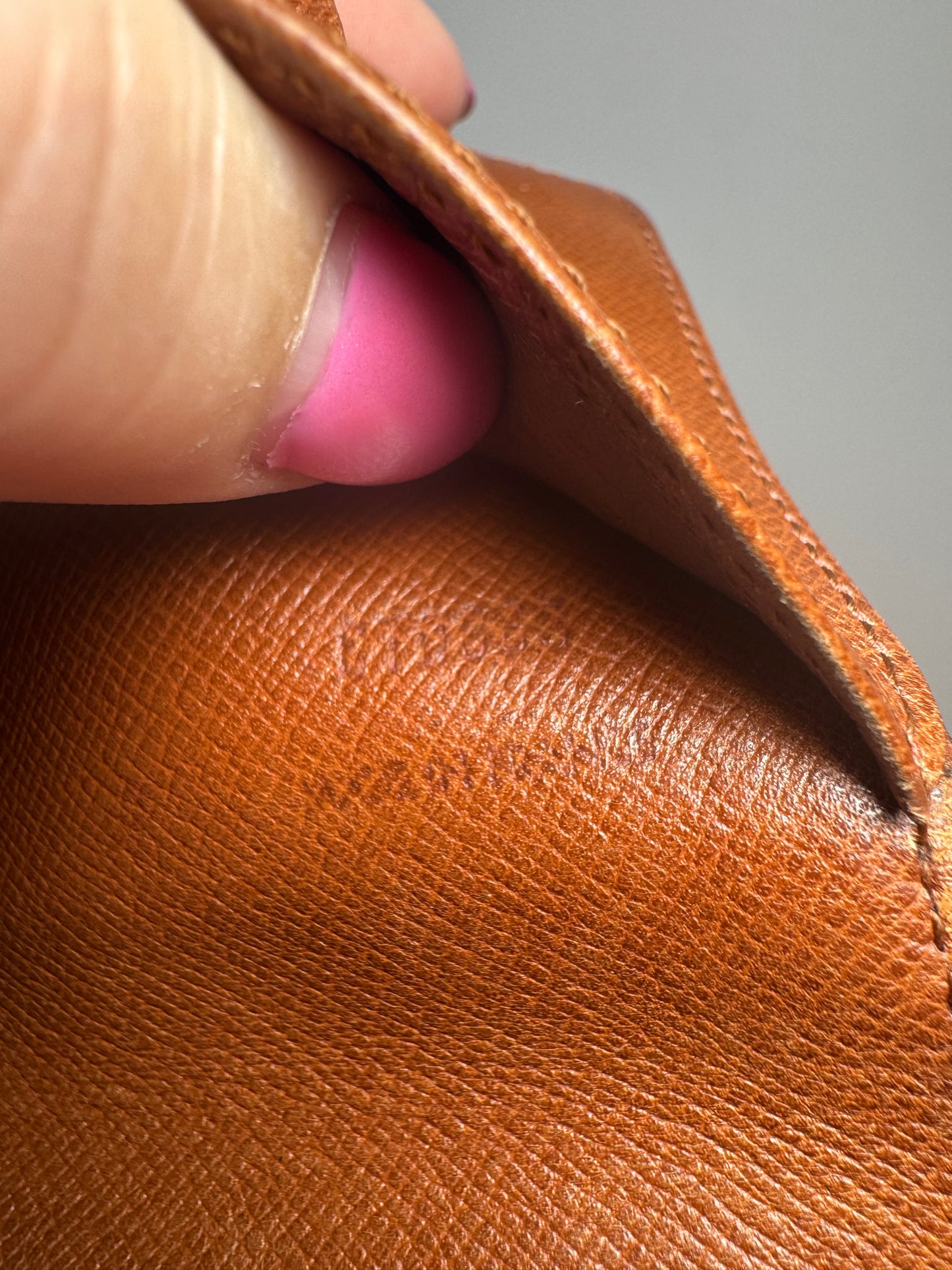 Louis Vuitton Monogram Passport Holder/Slim Wallet