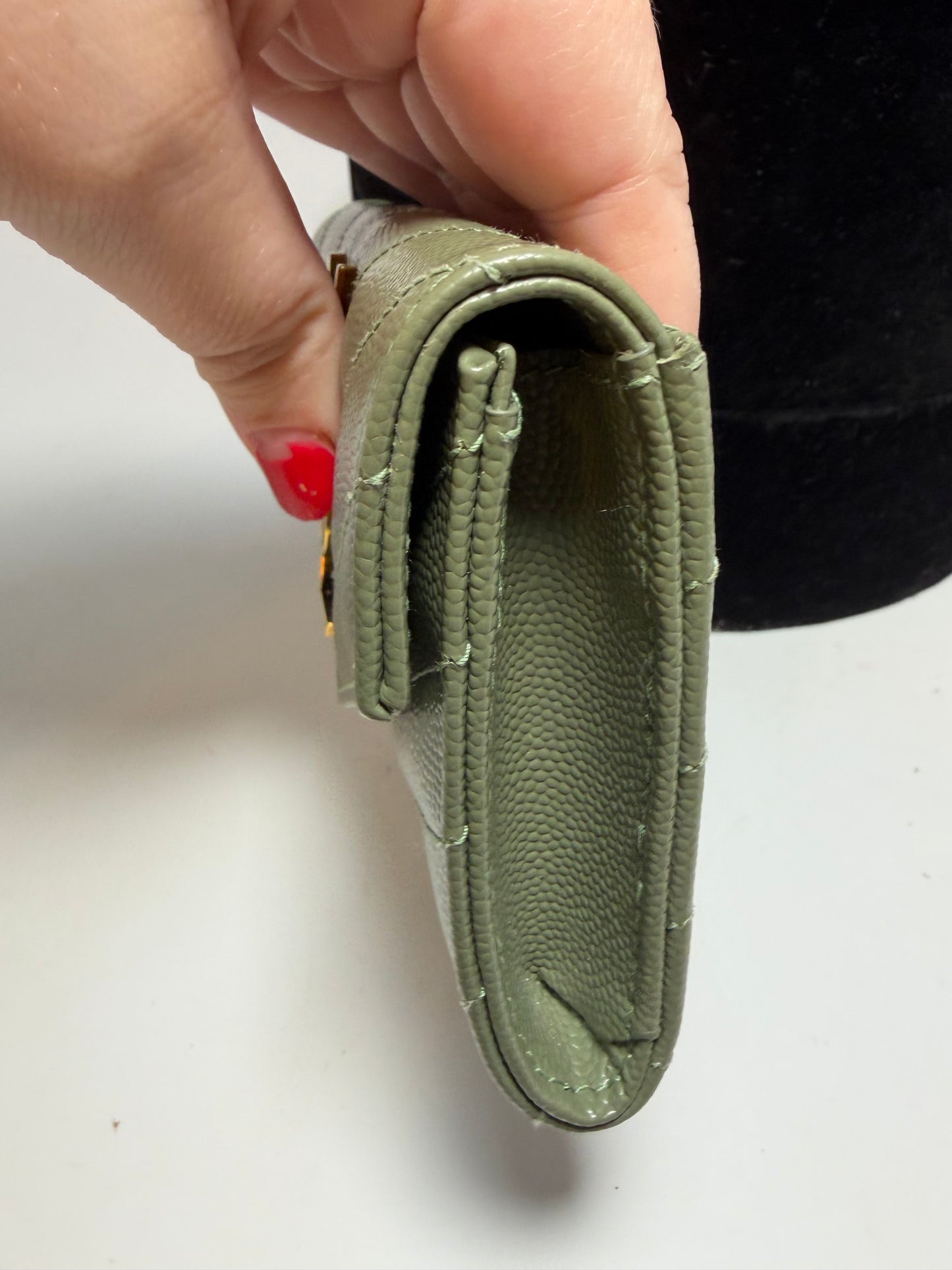 Saint Laurent Grain De Poudre Matelasse Chevron Small Envelope Wallet Light Sage 2022