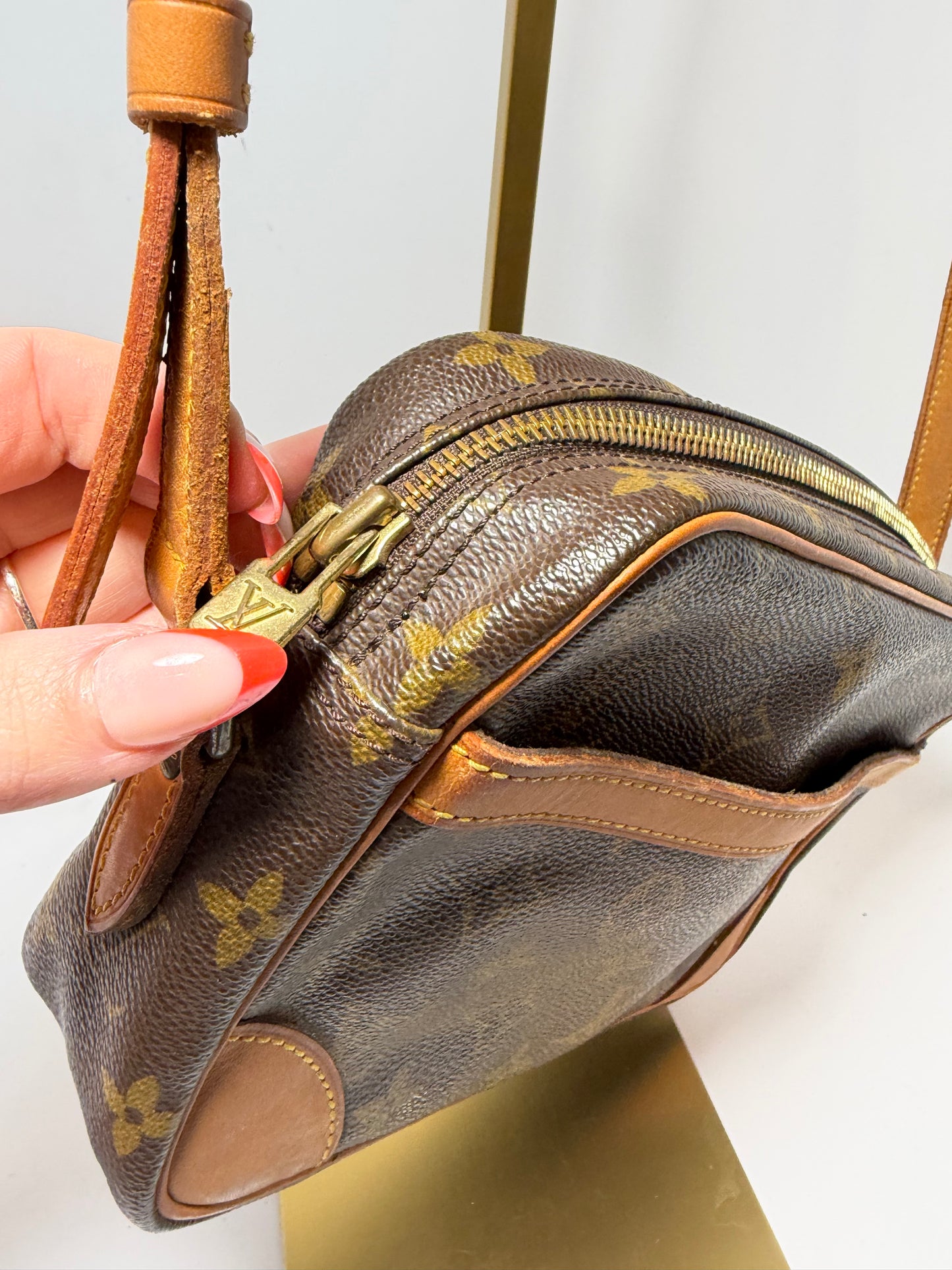 Louis Vuitton Trocadero 23 Monogram Crossbody