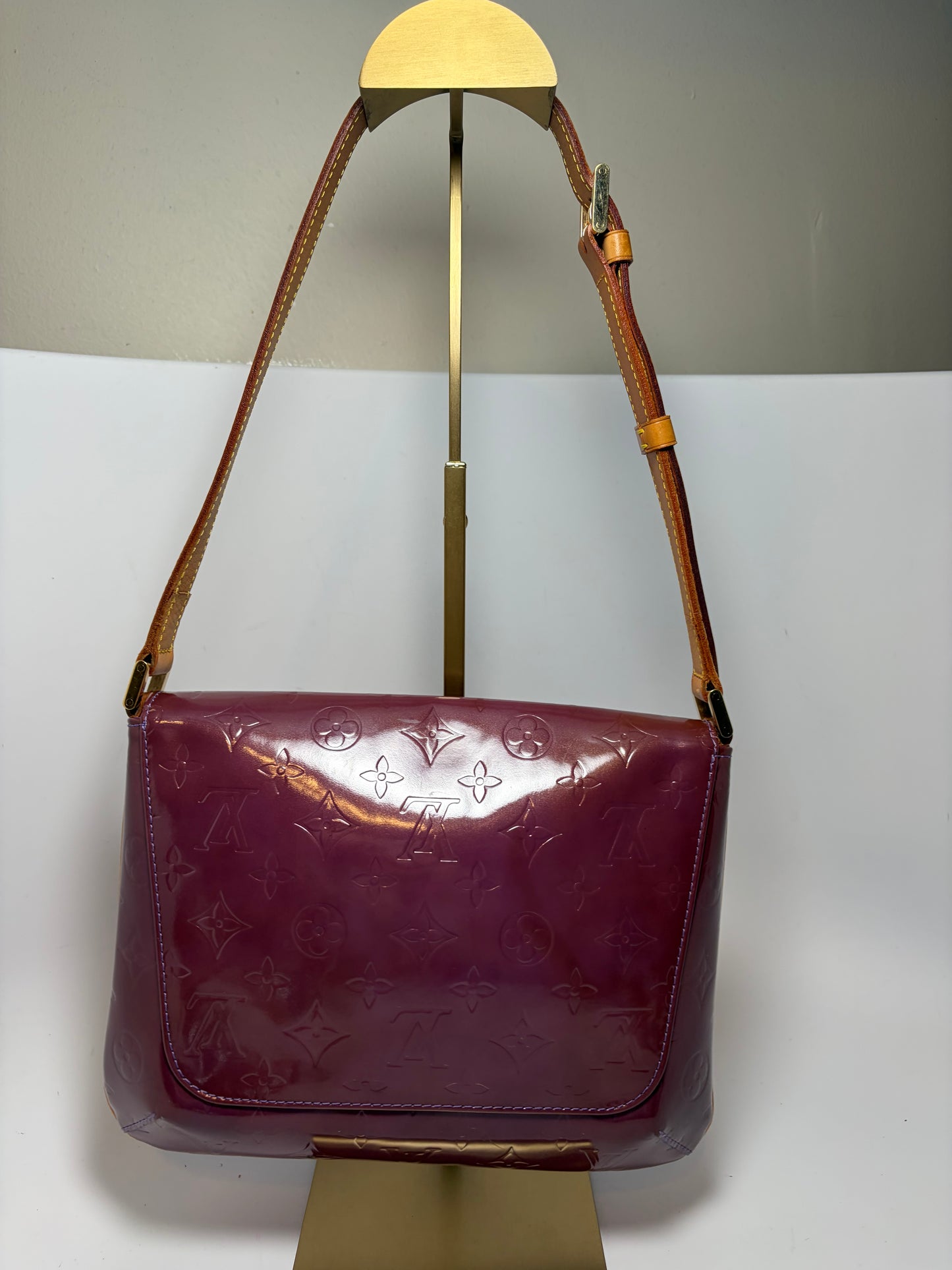 Louis Vuitton Thompson Street Purple Vernis Leather Monogram Shoulder Bag with Purple leather interior