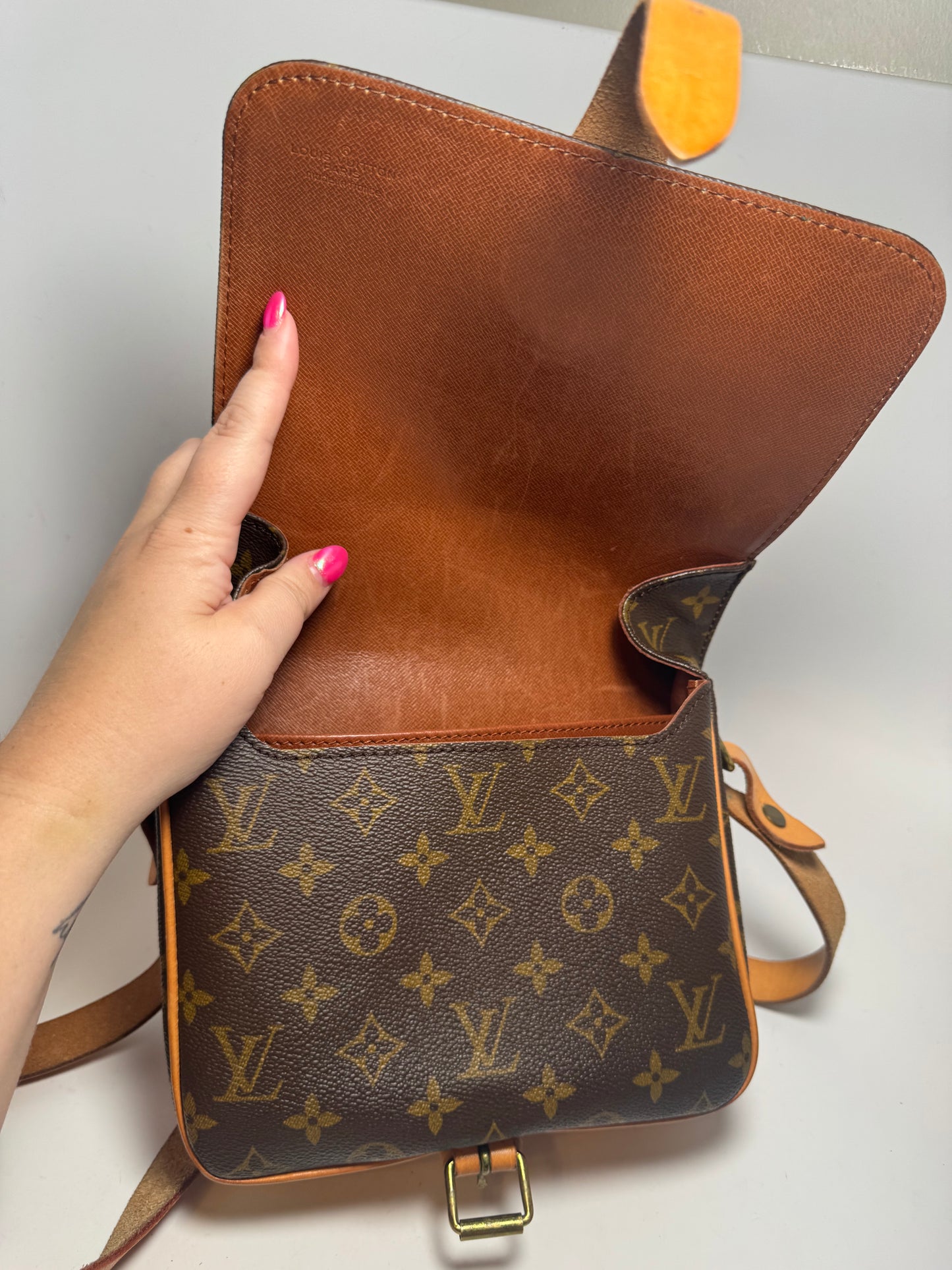 Louis Vuitton Cartouchière MM Monogram Crossbody