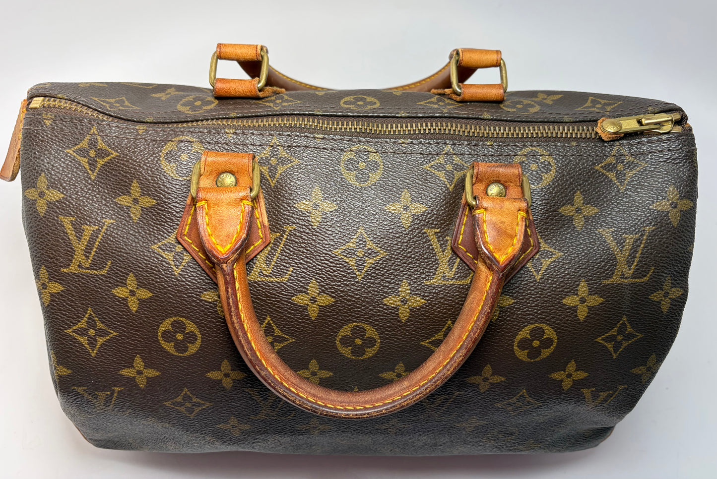Louis Vuitton Speedy 30 Monogram w/Certificate of Authenticity