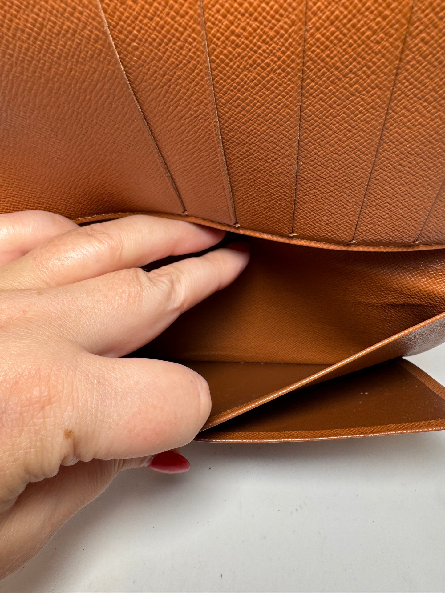 Louis Vuitton Monogram Porte-Valeurs Cartes Crédit Slim Passport Cover Wallet