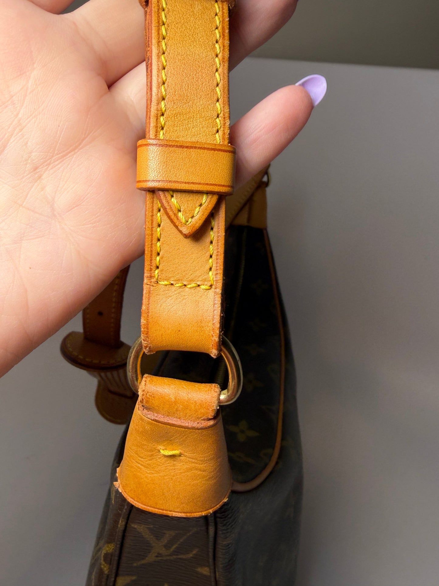 Louis Vuitton Boulogne 30 Monogram Shoulder Bag