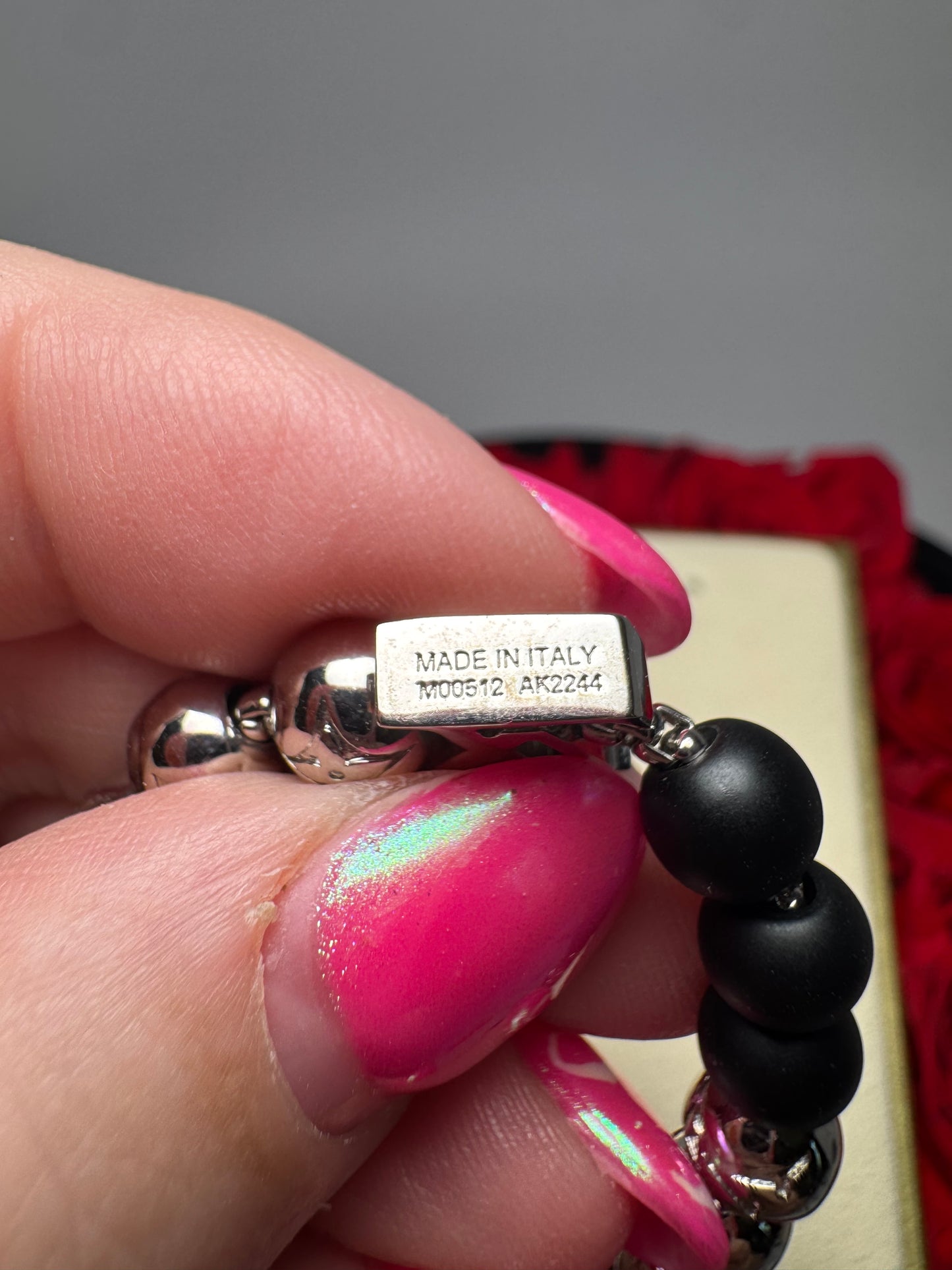 Louis Vuitton Monogram Beads Bracelet Onyx & Silver Unisex