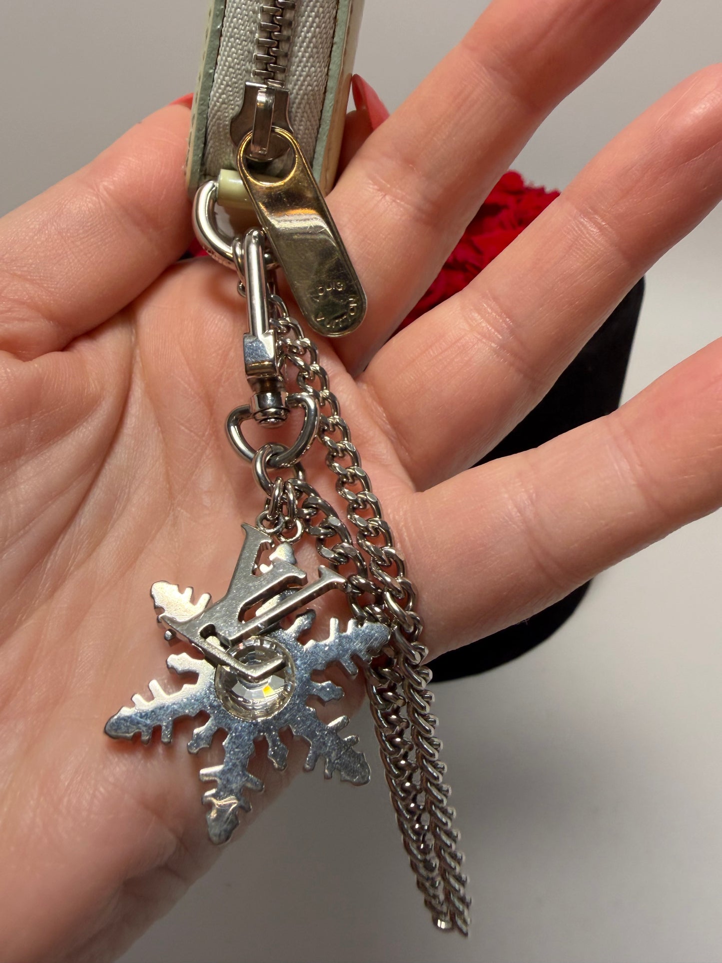 Louis Vuitton Porte Monnaie Flocon Bag Charm/Coin Purse Snow Flake