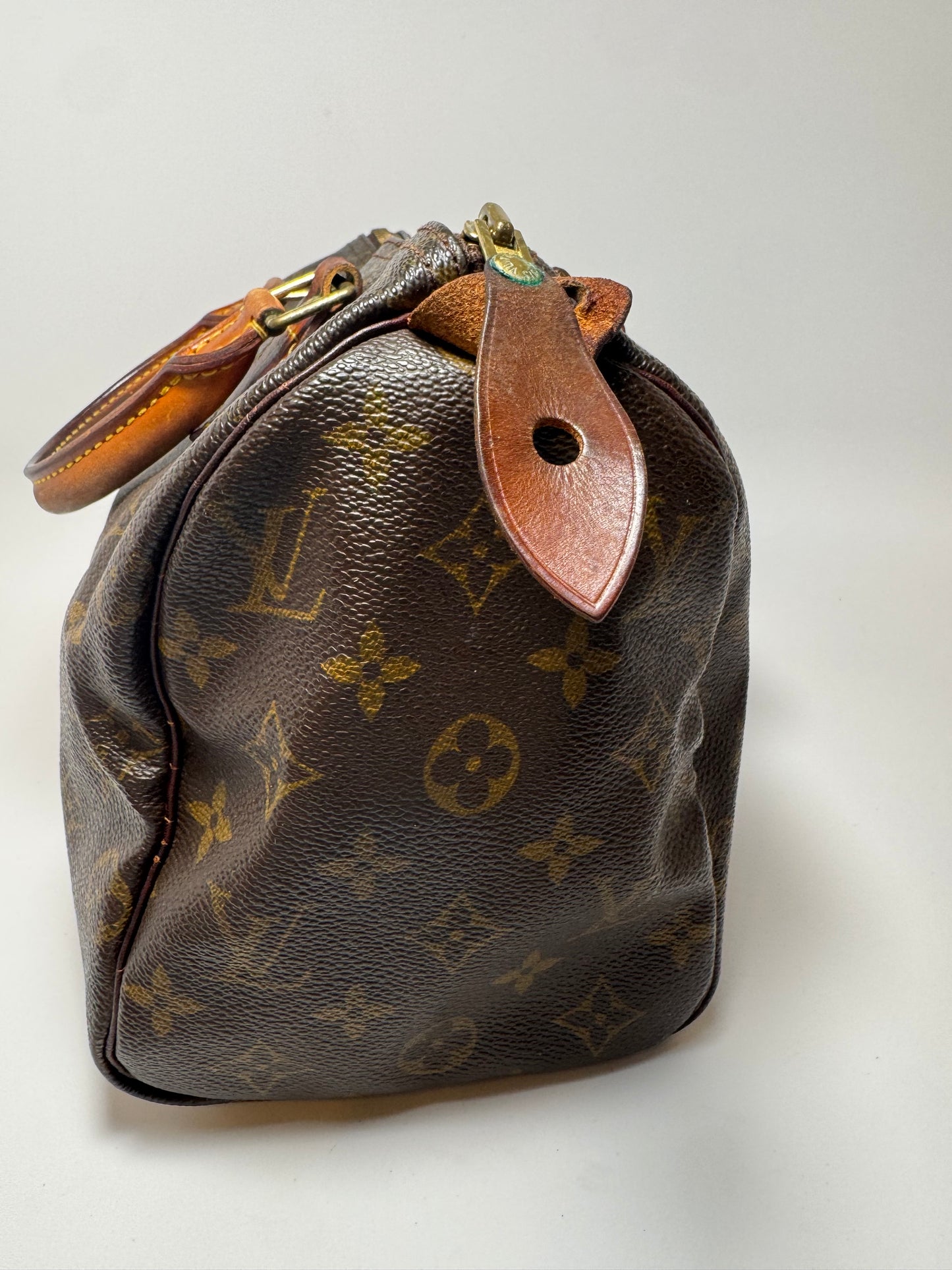 Louis Vuitton Vintage Speedy 25 Monogram Canvas Bag - Made in France (1999)