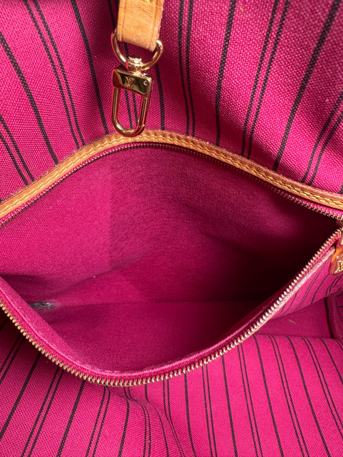 Louis Vuitton Neverfull Tote MM with Pivone (Hot Pink) Interior
