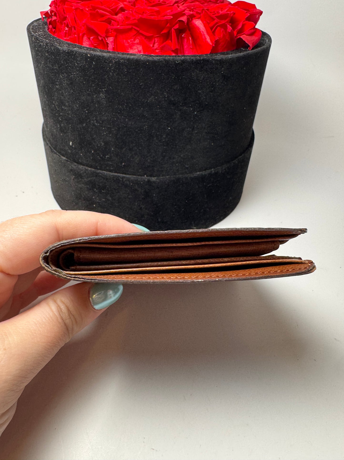 Louis Vuitton Monogram Bifold Wallet w/Coin Pocket
