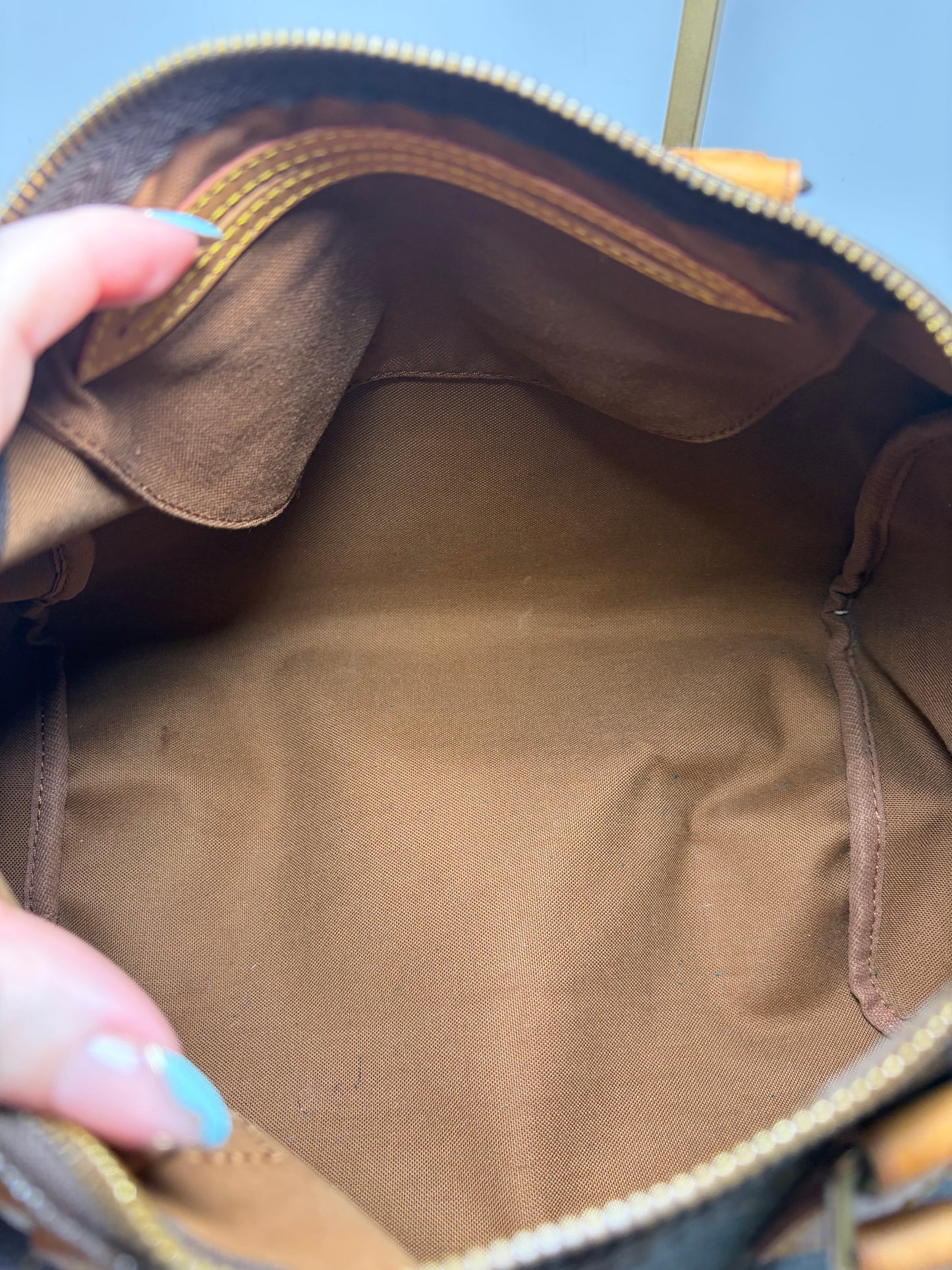 Louis Vuitton Speedy 30 Monogram, Made in France September 1993- comes with lock & key