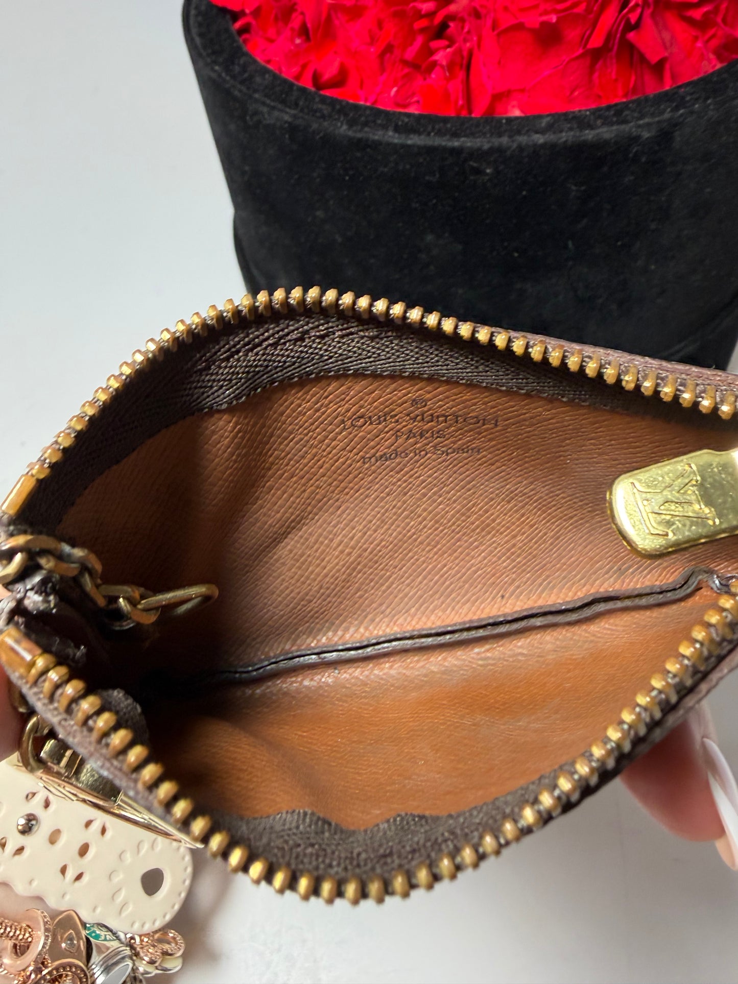 Louis Vuitton Monogram Key Pouch/Key Cles