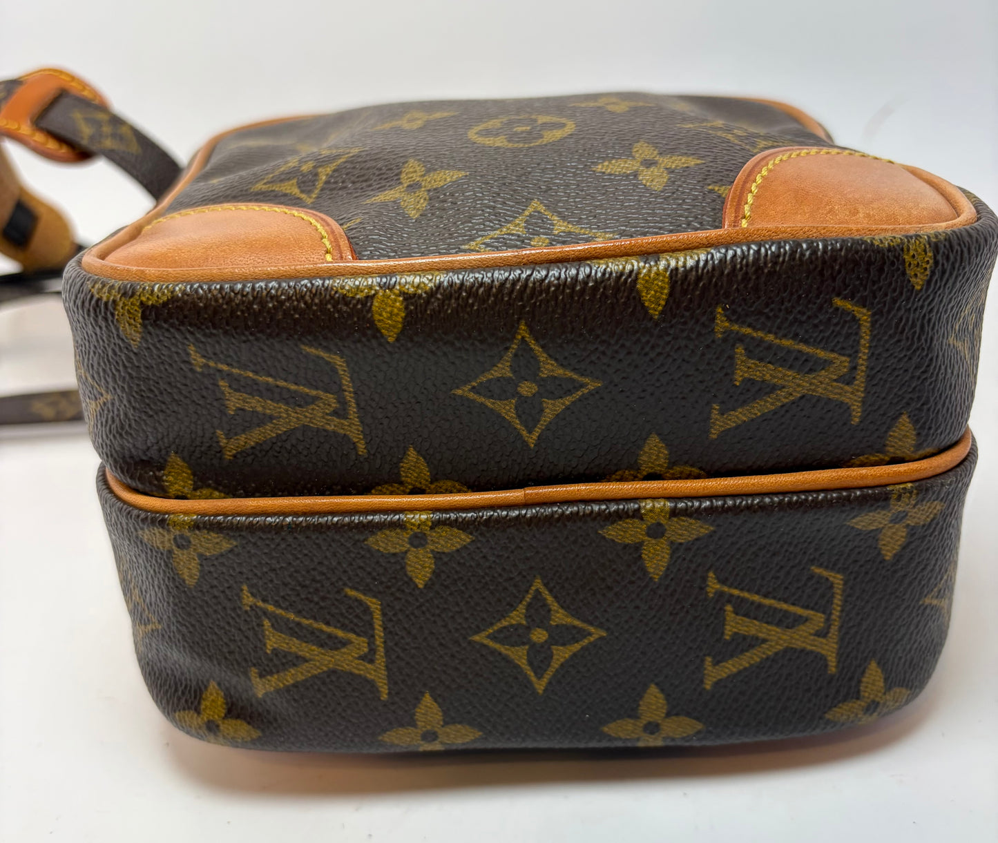 Louis Vuitton Amazon Crossbody Monogram