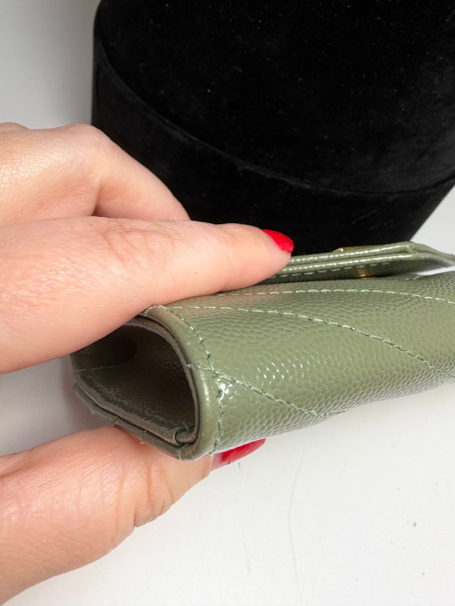 Saint Laurent Grain De Poudre Matelasse Chevron Small Envelope Wallet Light Sage 2022