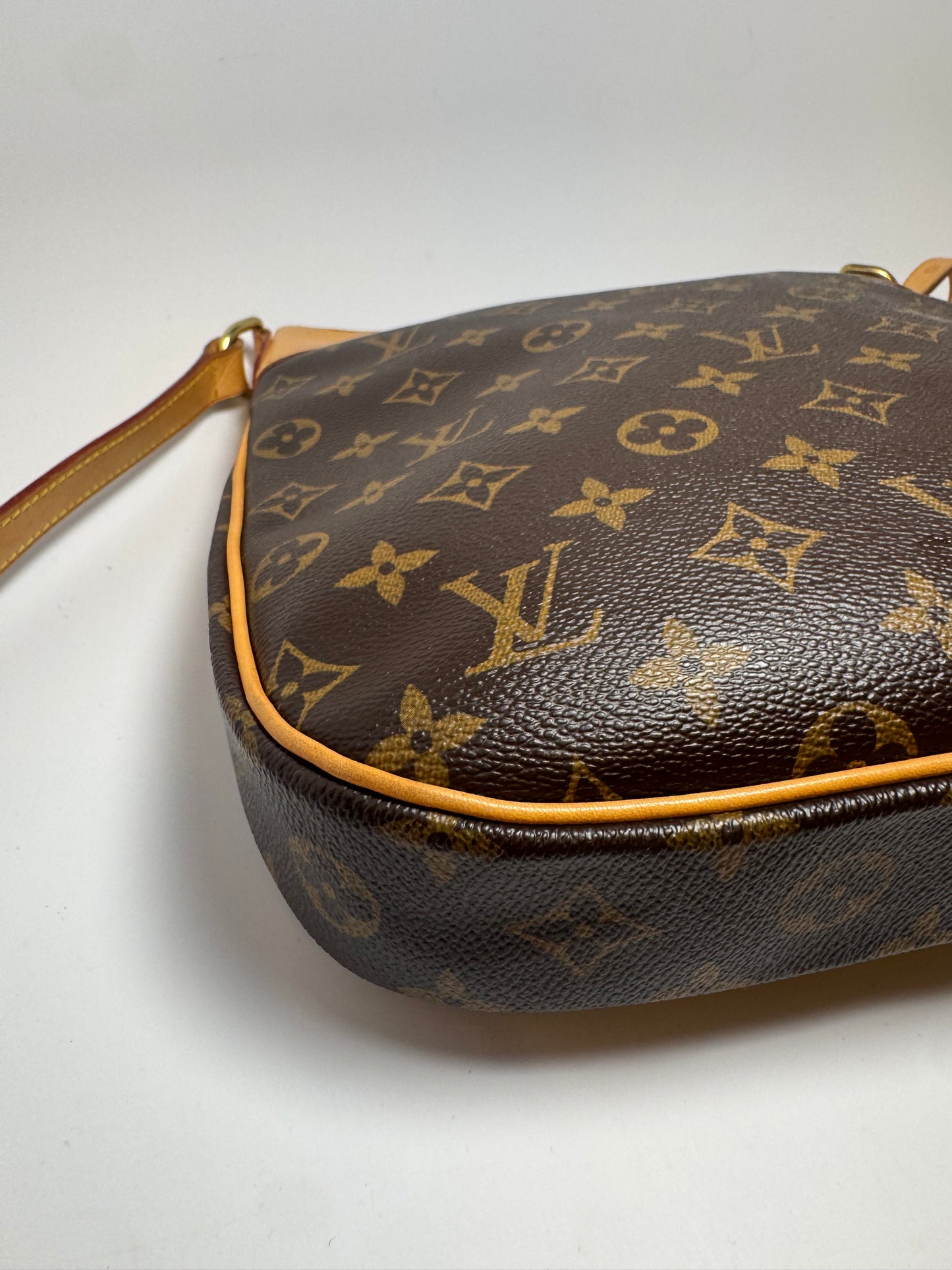 Louis Vuitton Odeon PM Monogram Crossbody (original style) 2011