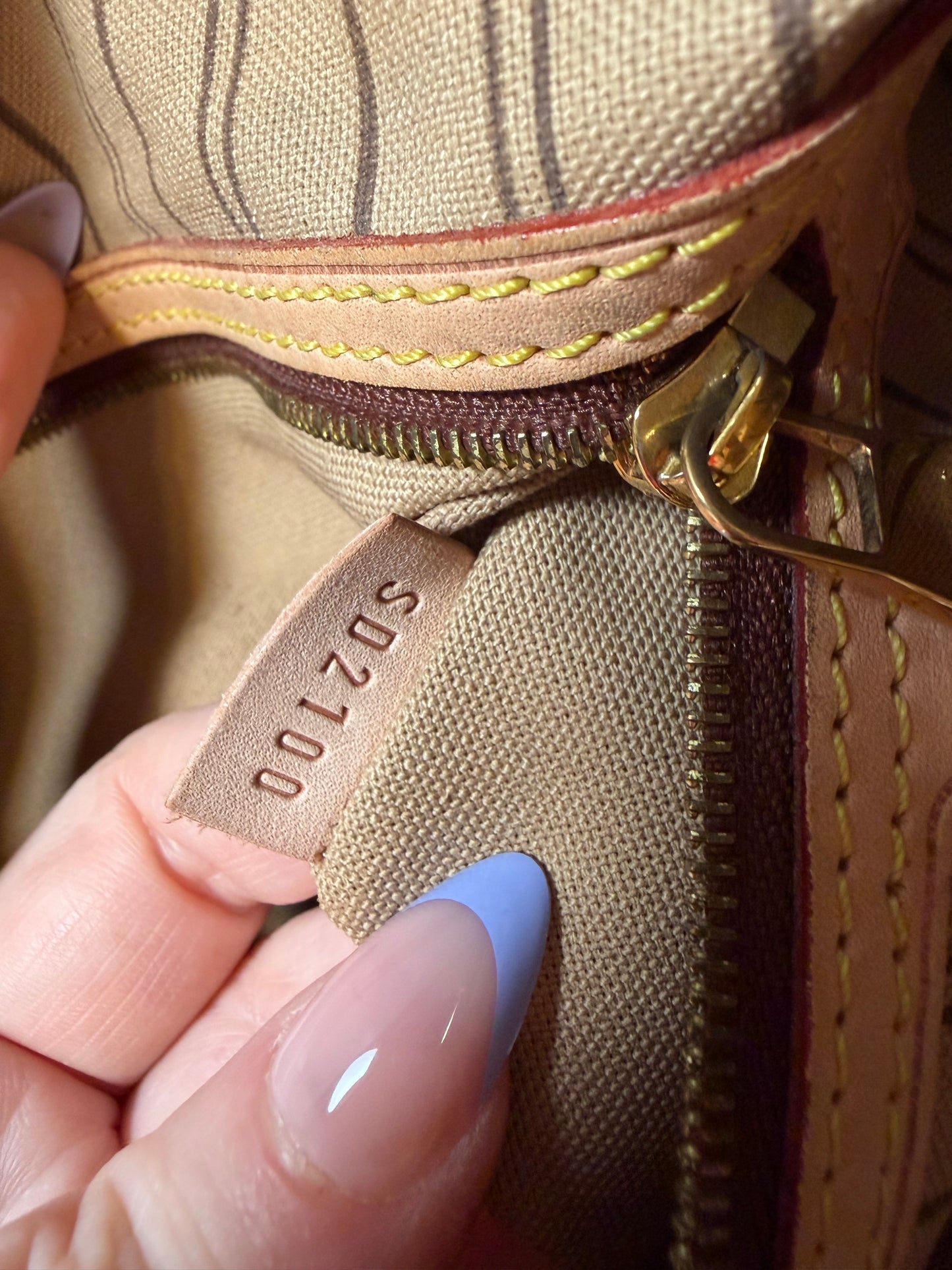 Louis Vuitton Delightful PM Monogram Shoulder Bag w/Certificate of Authenticity