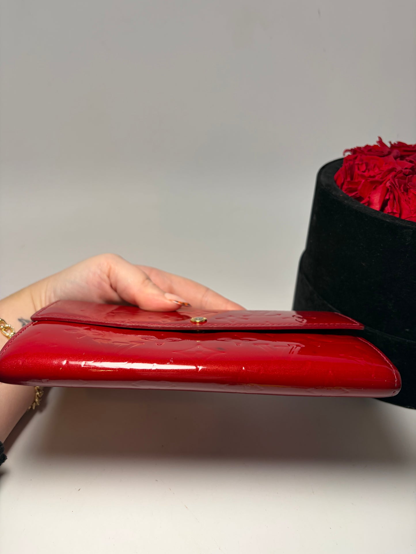Louis Vuitton Sarah Red Vernis Monogram Wallet