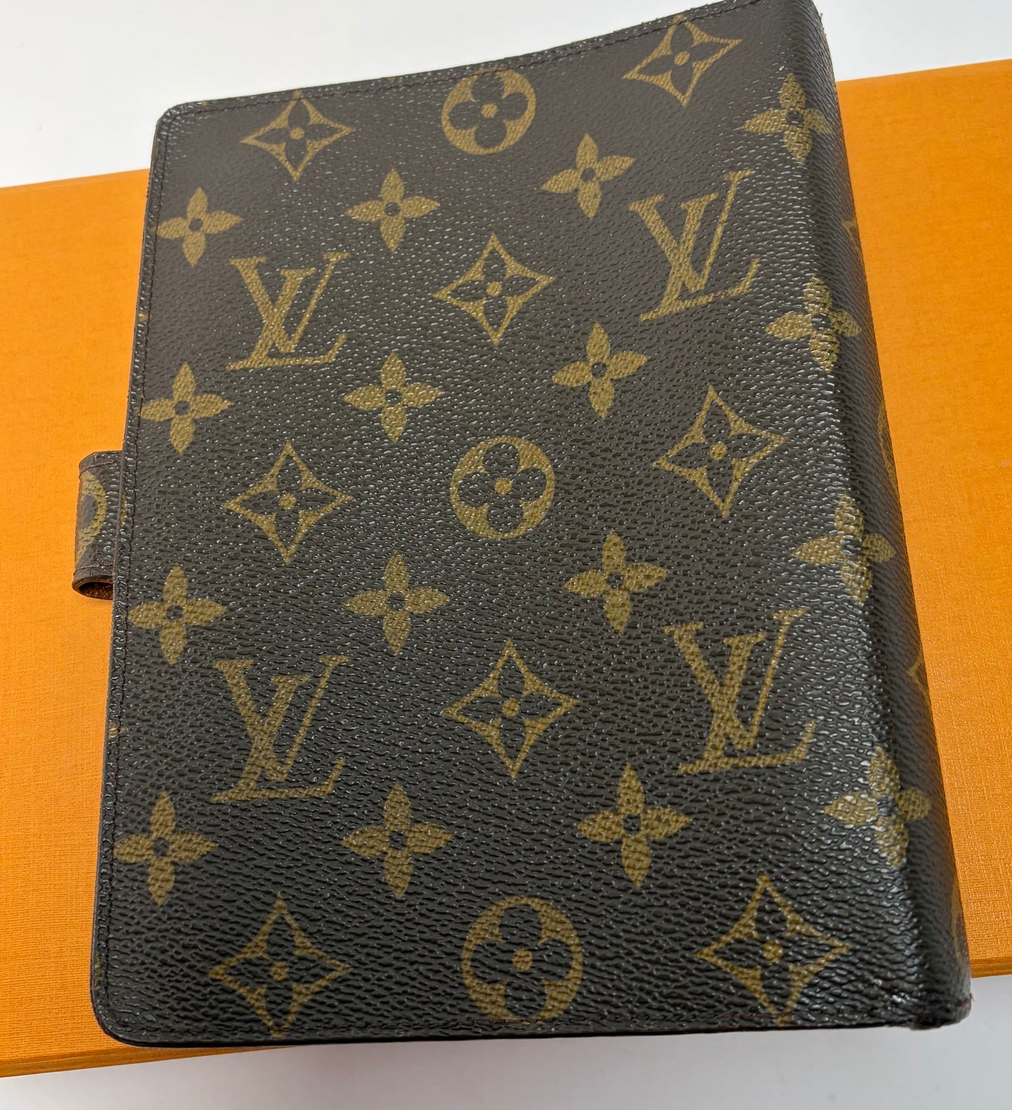 Louis Vuitton Agenda MM Monogram